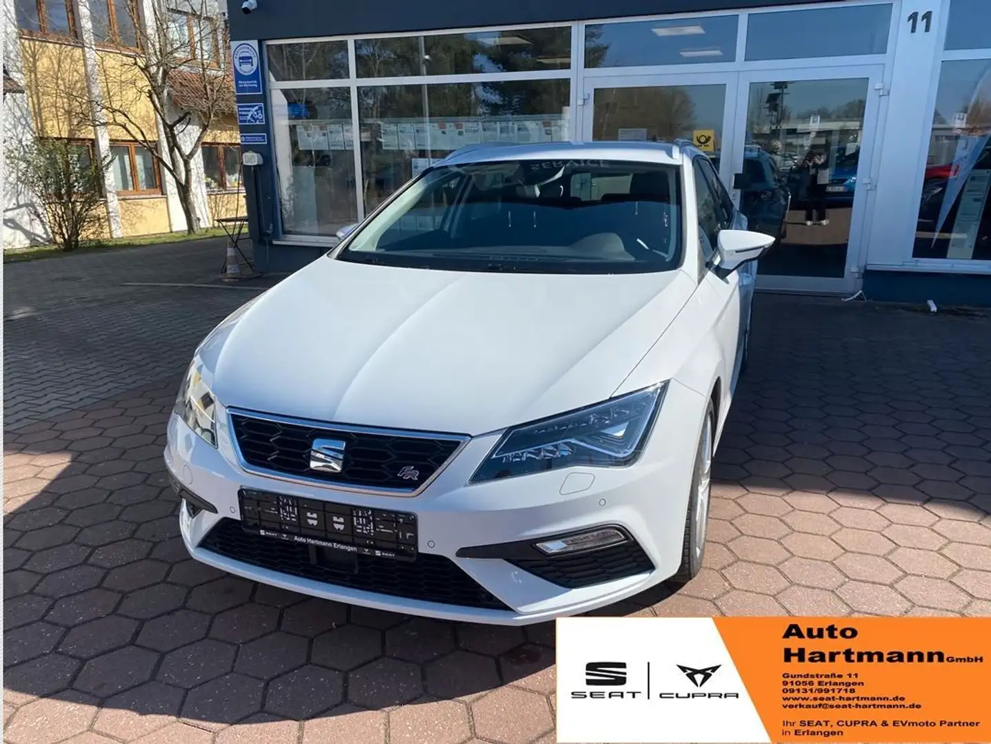 SEAT Leon ST Full Link, Navi, SHZ, Kamera, DCC Weiß - 1