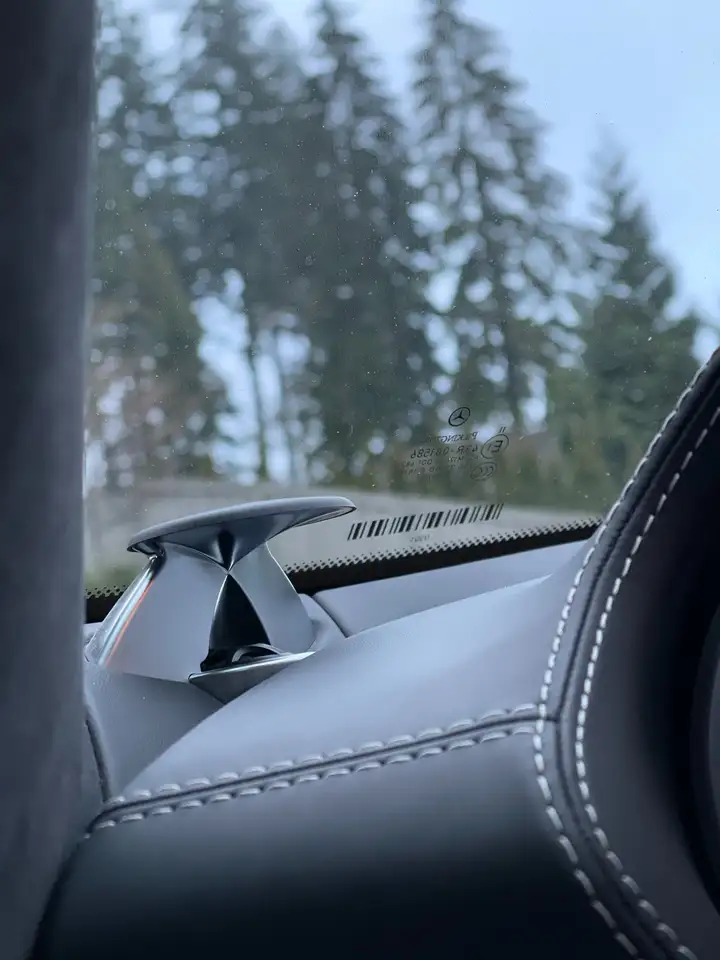 Mercedes-Benz SLS снимка Mercedes-Benz SLS