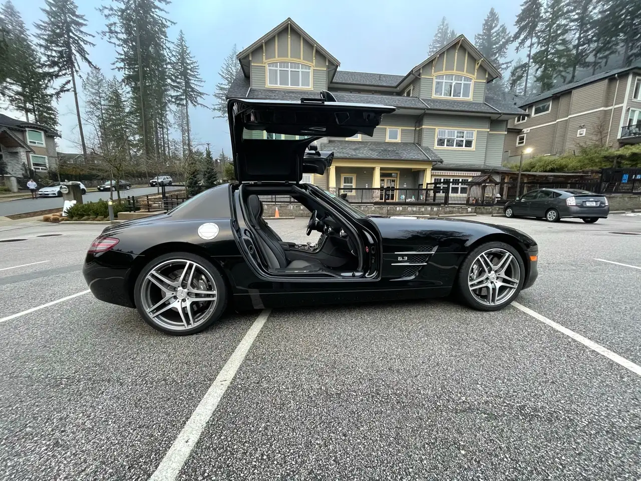 Mercedes-Benz SLS снимка Mercedes-Benz SLS