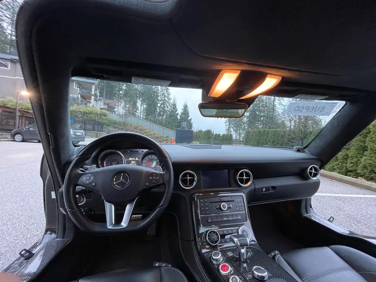 Mercedes-Benz SLS снимка Mercedes-Benz SLS