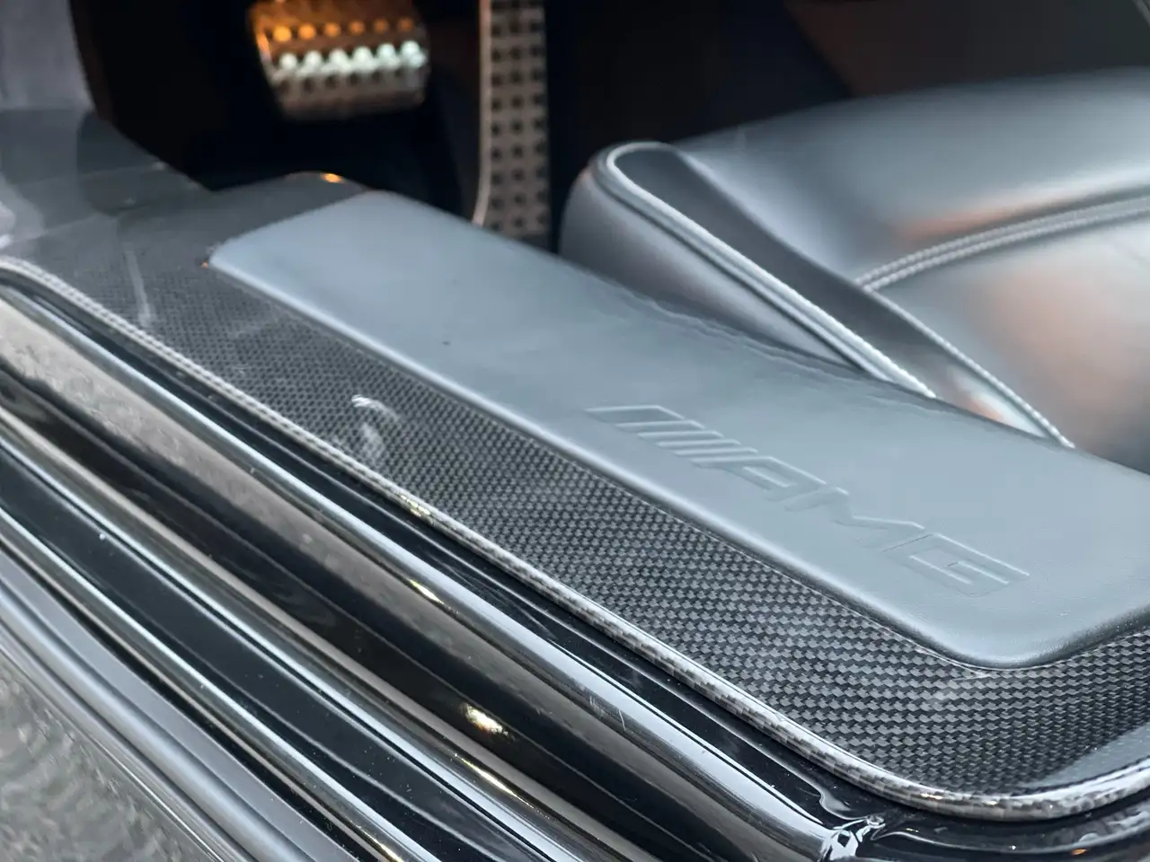 Mercedes-Benz SLS снимка Mercedes-Benz SLS