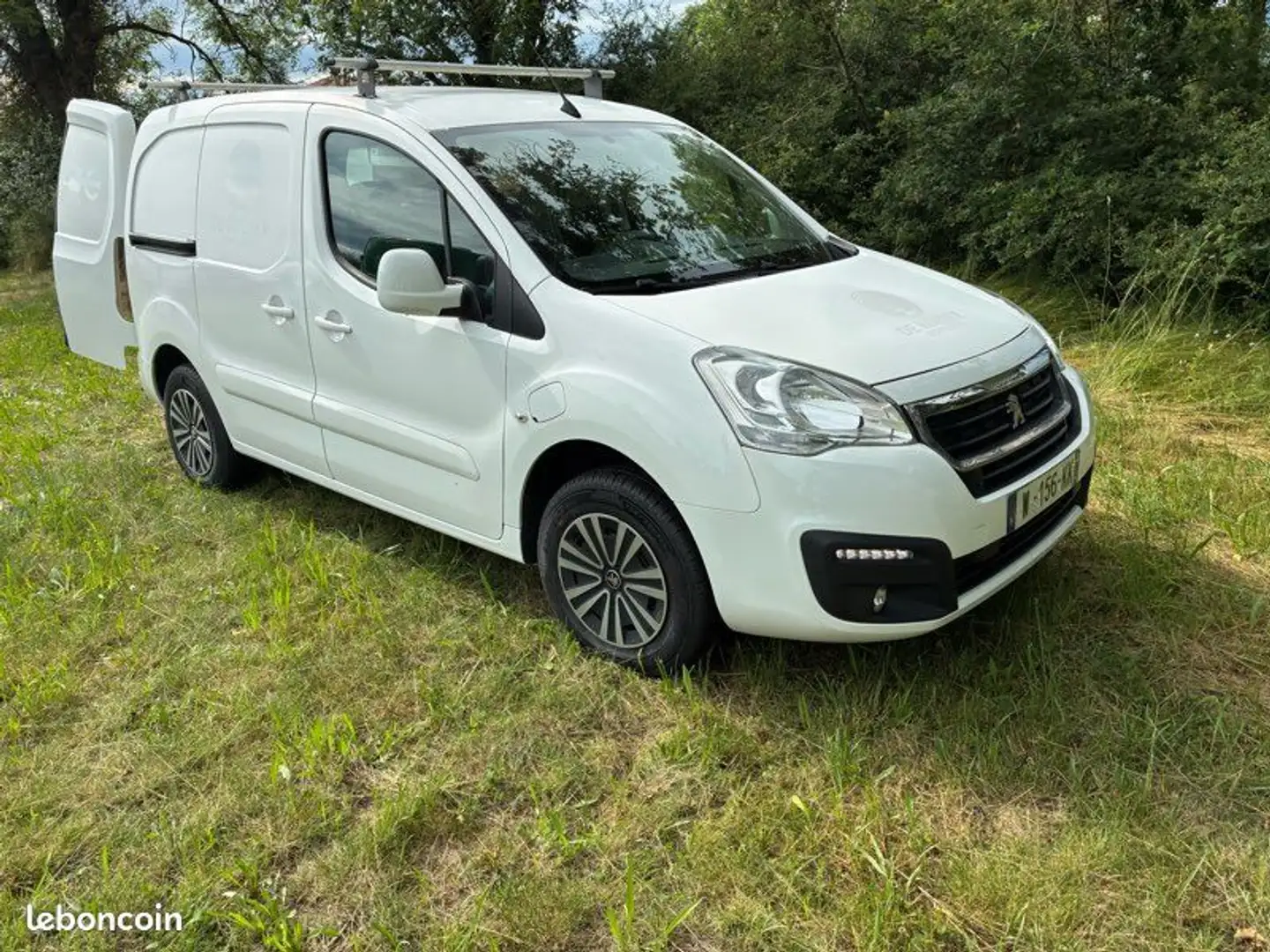 Peugeot Partner 2019 électrique 46000 kil - 1