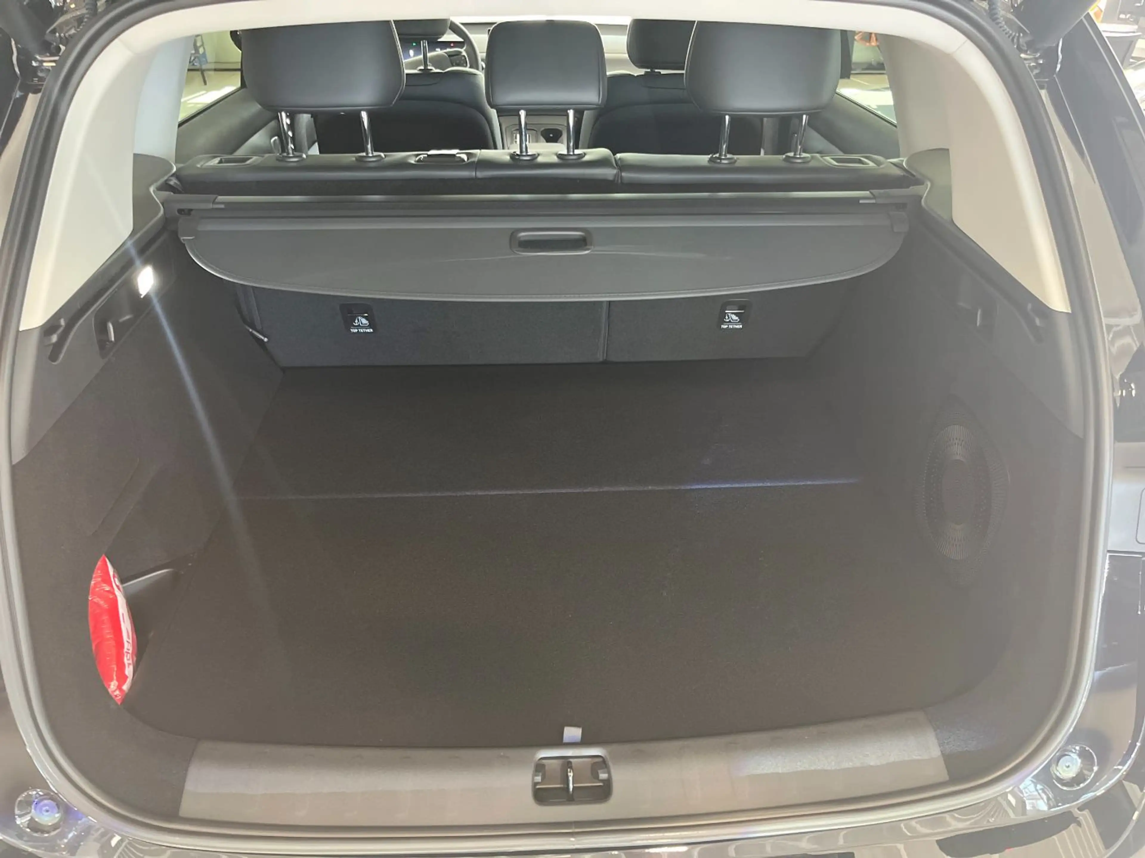 Leapmotor C10 1.5 28 W REEV !> 970KM REICHWEITE! — photo 10