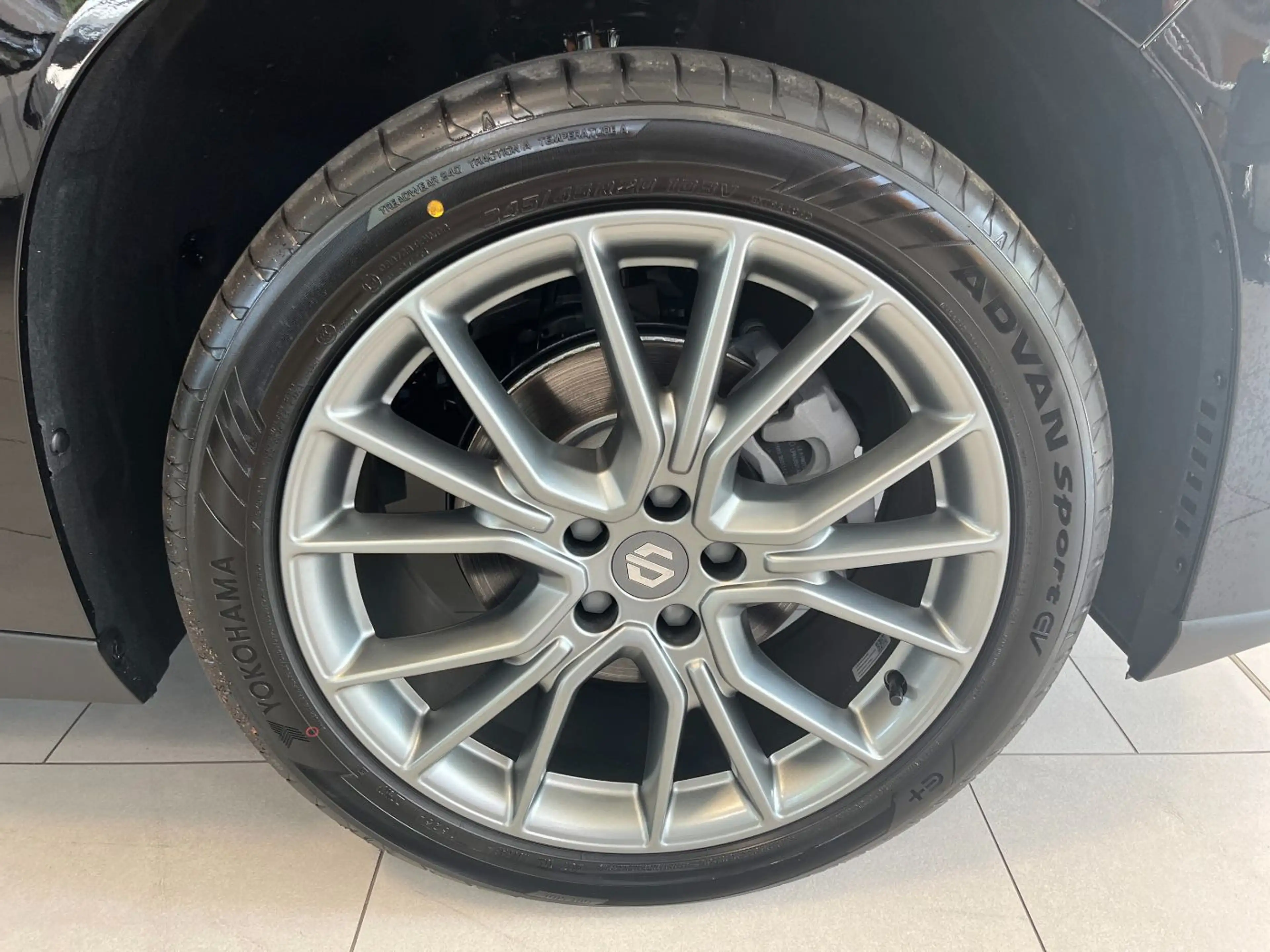 Leapmotor C10 1.5 28 W REEV !> 970KM REICHWEITE! — photo 7