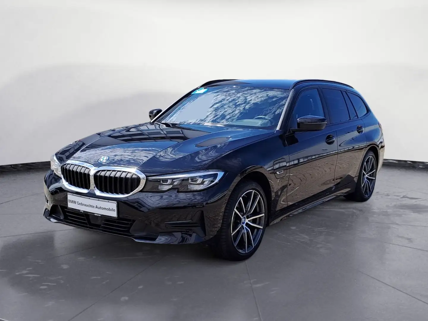 BMW 320 e xDrive Touring Auto Aut. Klimaaut. AHK PDC Schwarz - 2