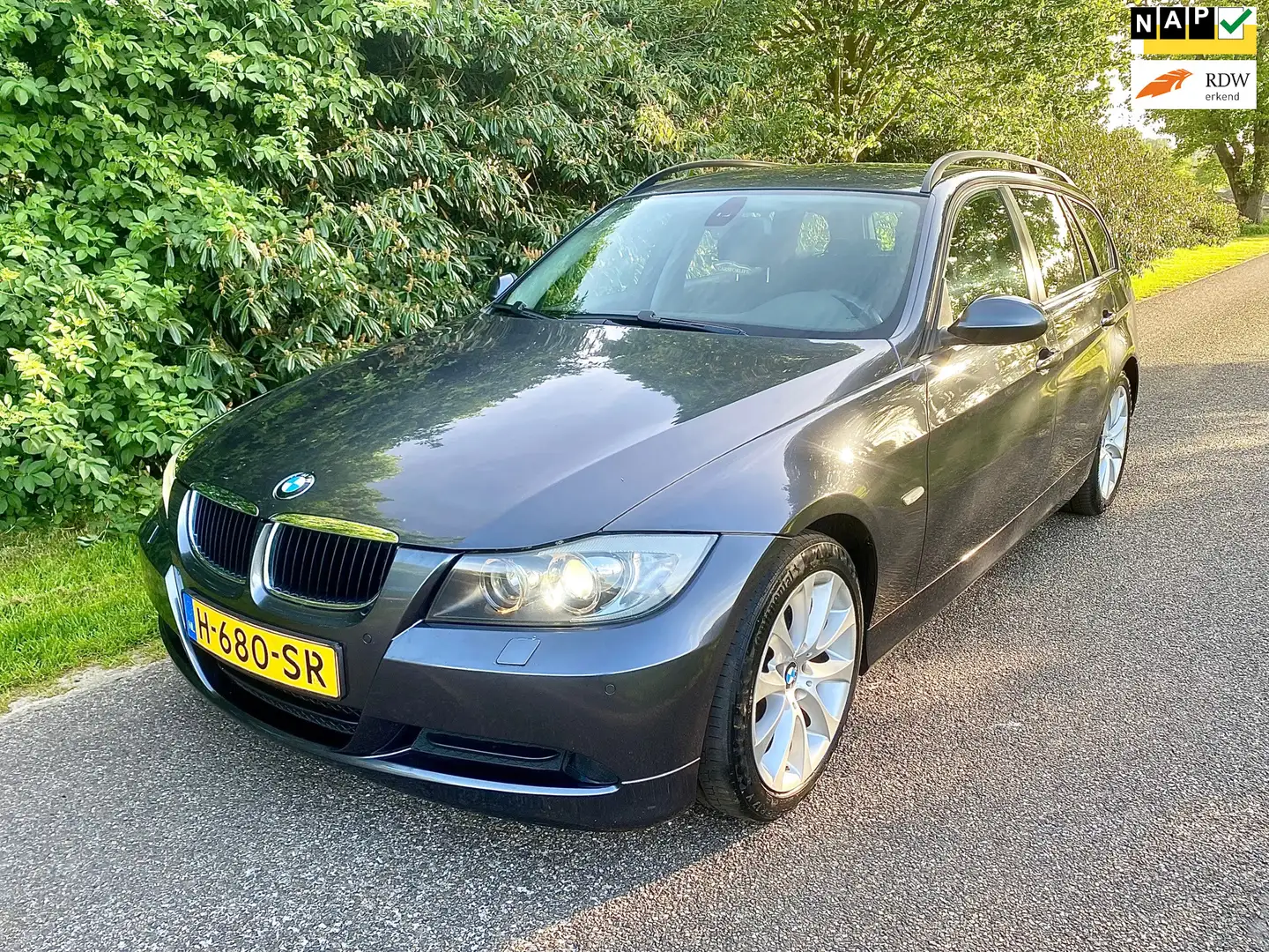 BMW 320 3-serie Touring 320i Grijs - 1
