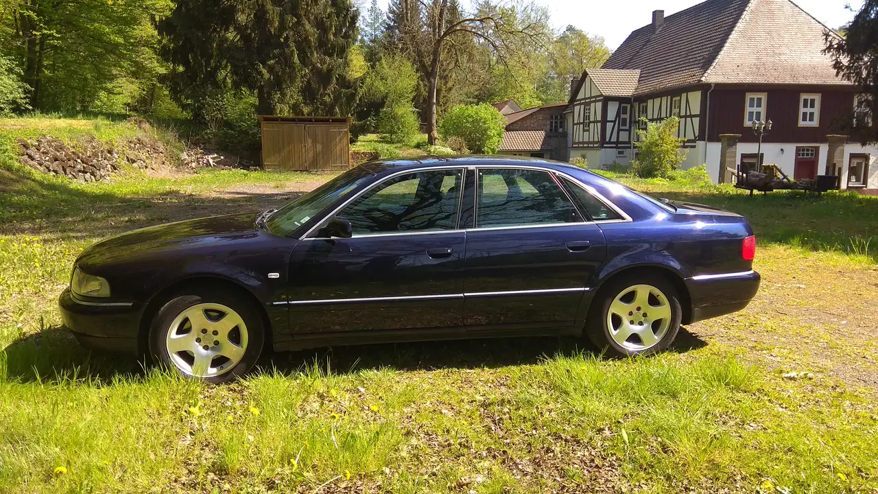 Audi A8 2.5 TDI, foto 2
