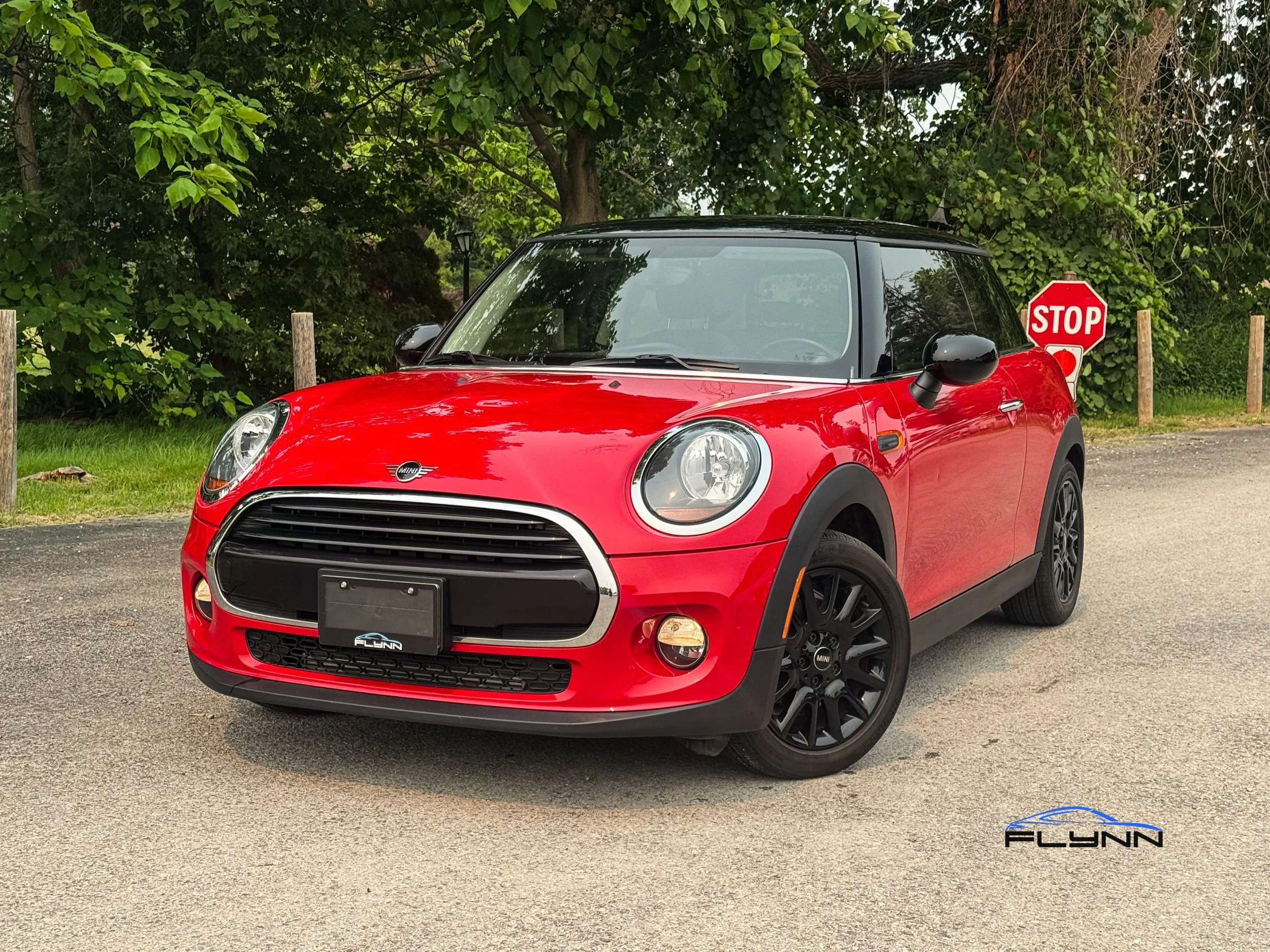 2019 MINI 3 Door 3-Door Low KM | Chili Red | No Accidents