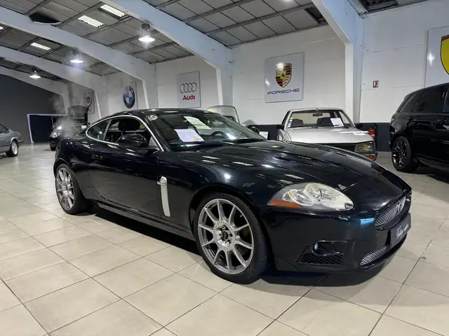 Jaguar XKR Coupé 4.2 - 416 A