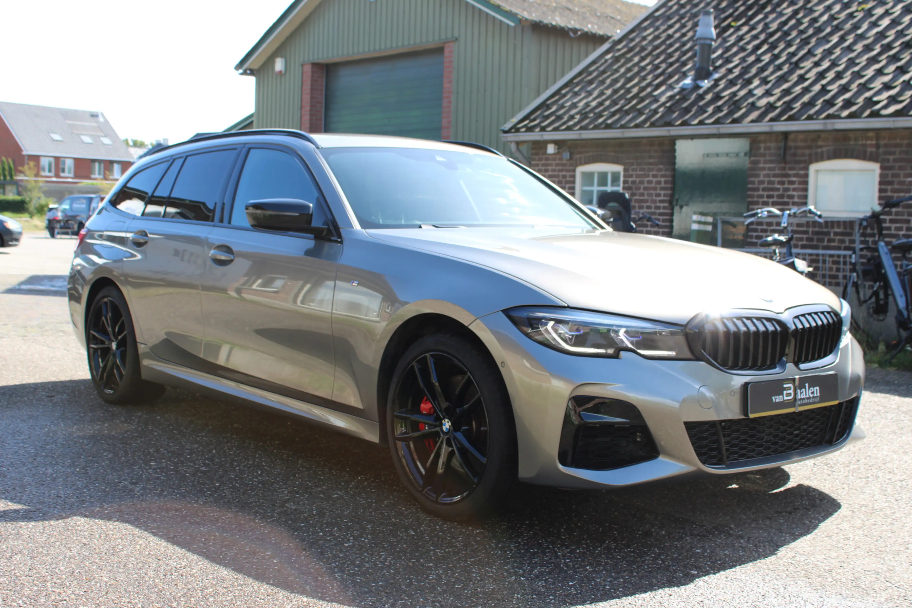 BMW 330 3-serie Touring 330e xDrive High Executive M-SPORT — photo 2