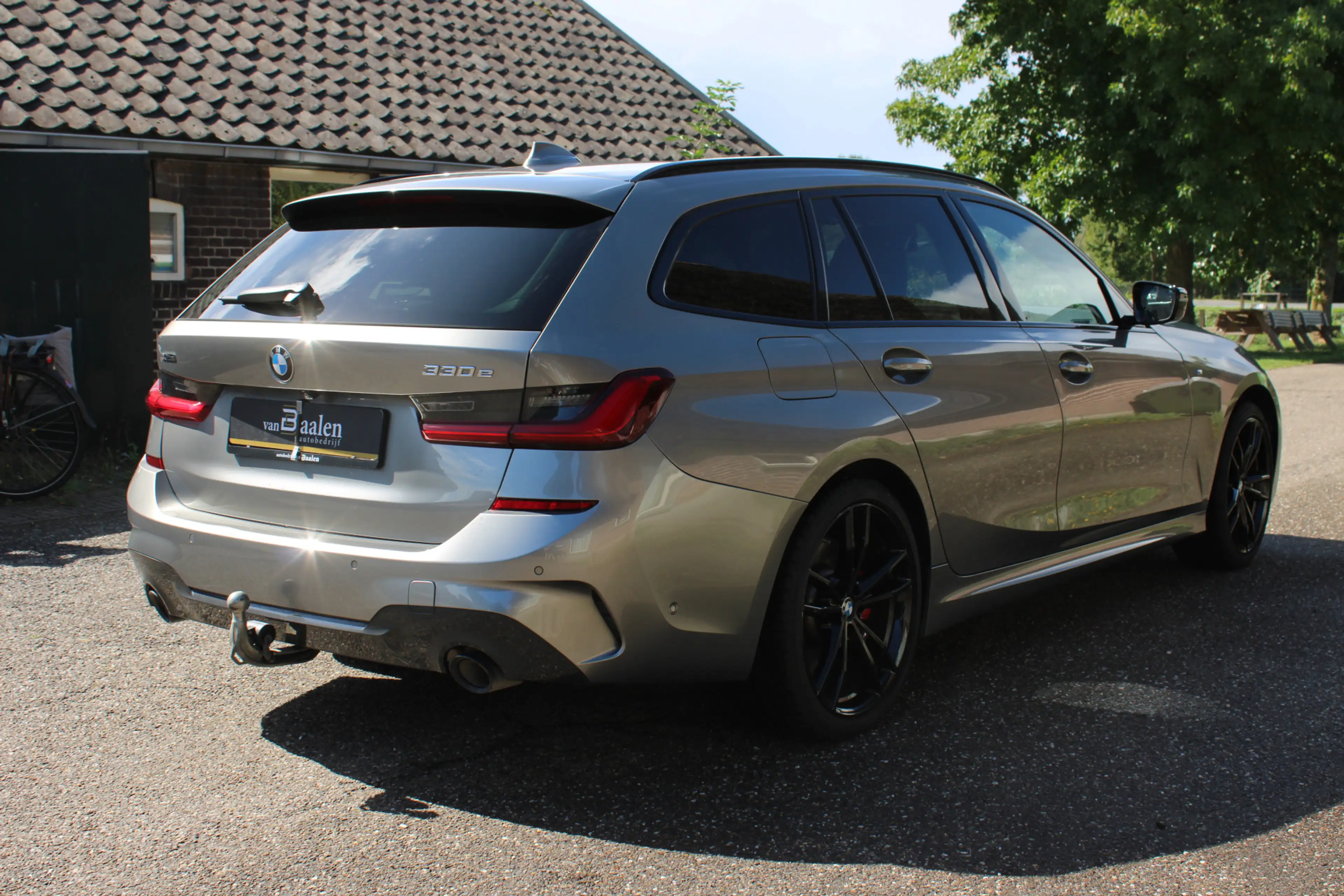 BMW 330 3-serie Touring 330e xDrive High Executive M-SPORT — photo 3
