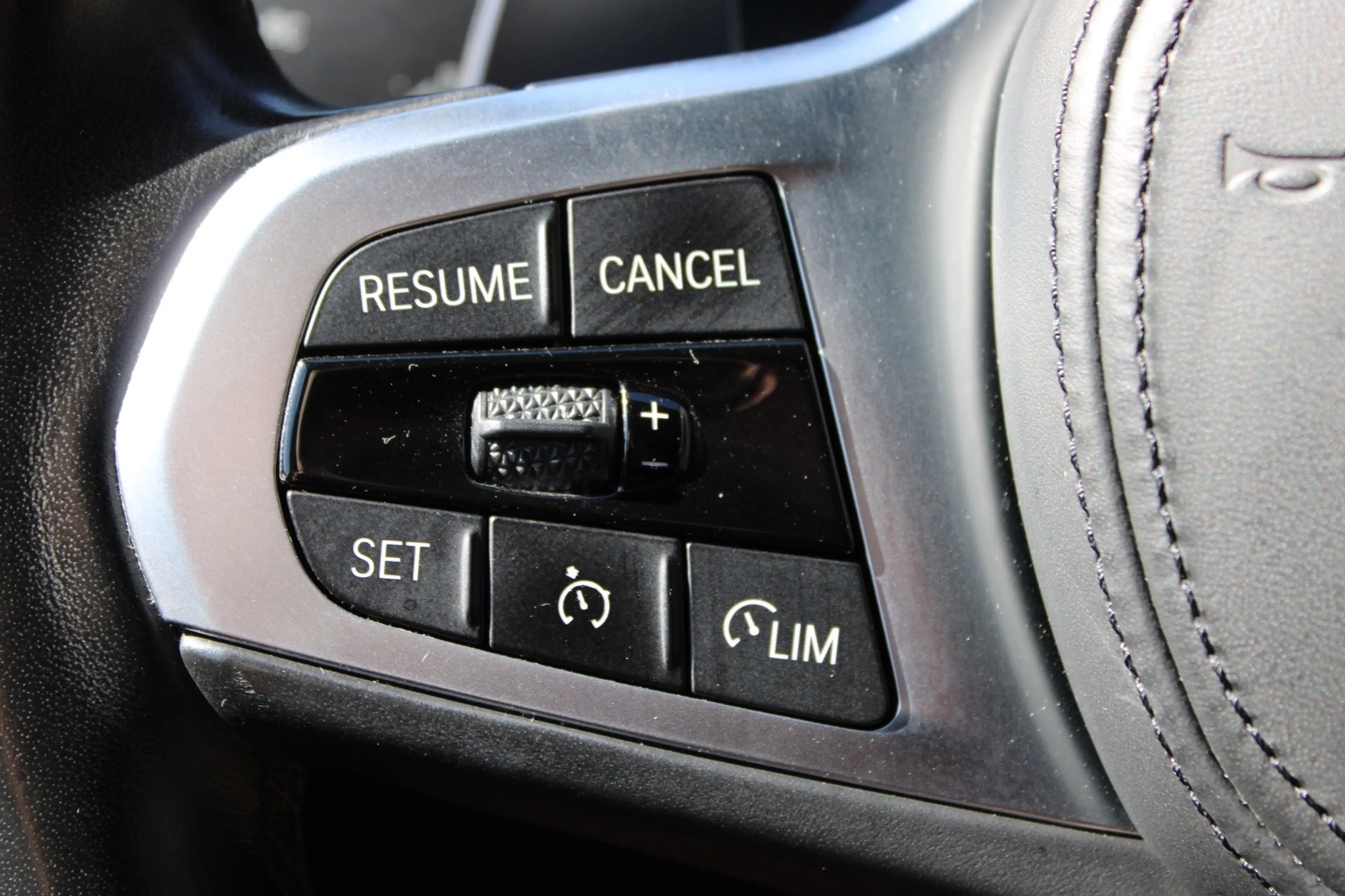 BMW 330 3-serie Touring 330e xDrive High Executive M-SPORT — photo 10