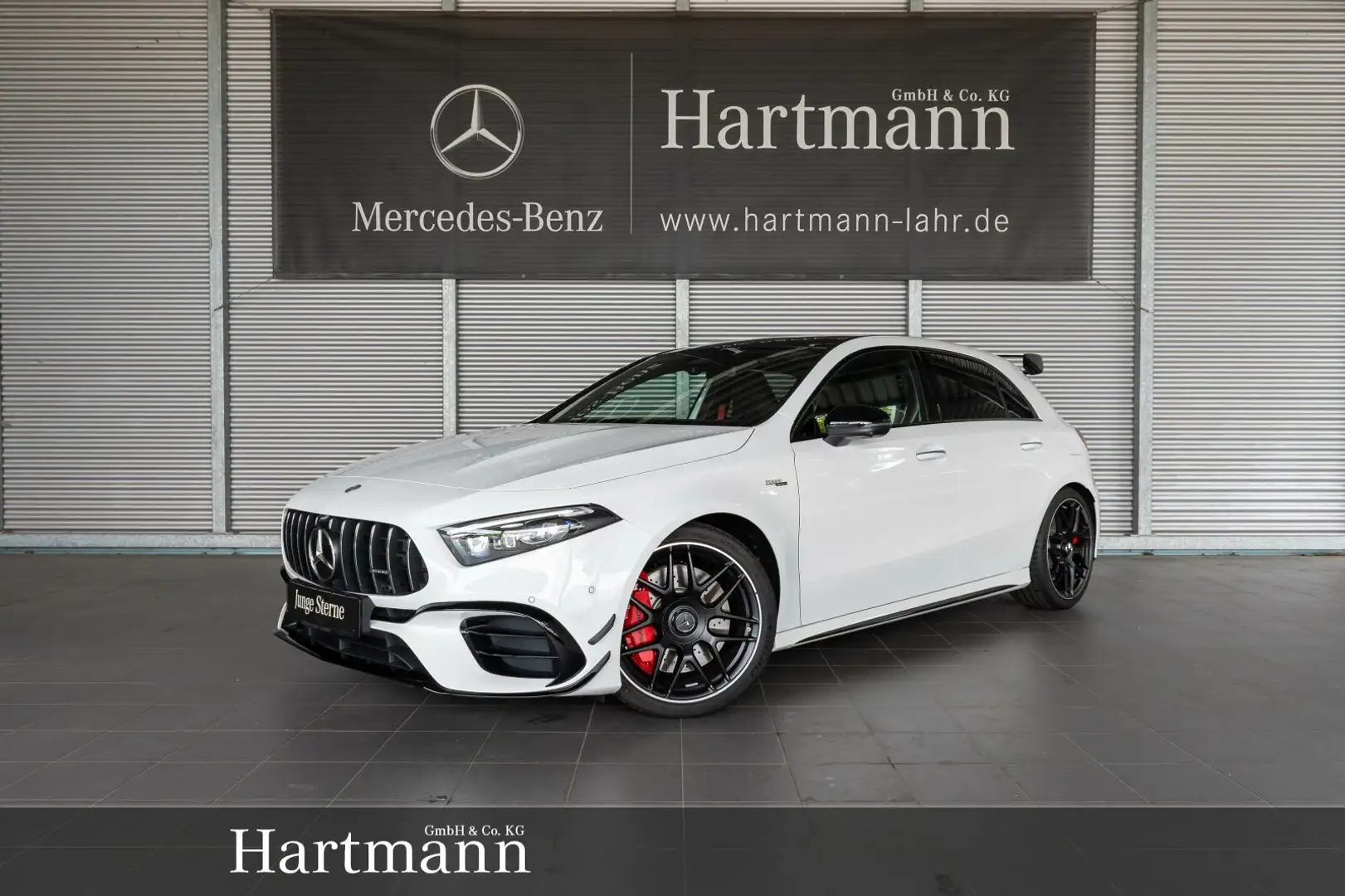 Mercedes-Benz A 45 AMG A 45 S 4M+ AMG Aerodynamik Fahrassistenz Panorama Wit - 1