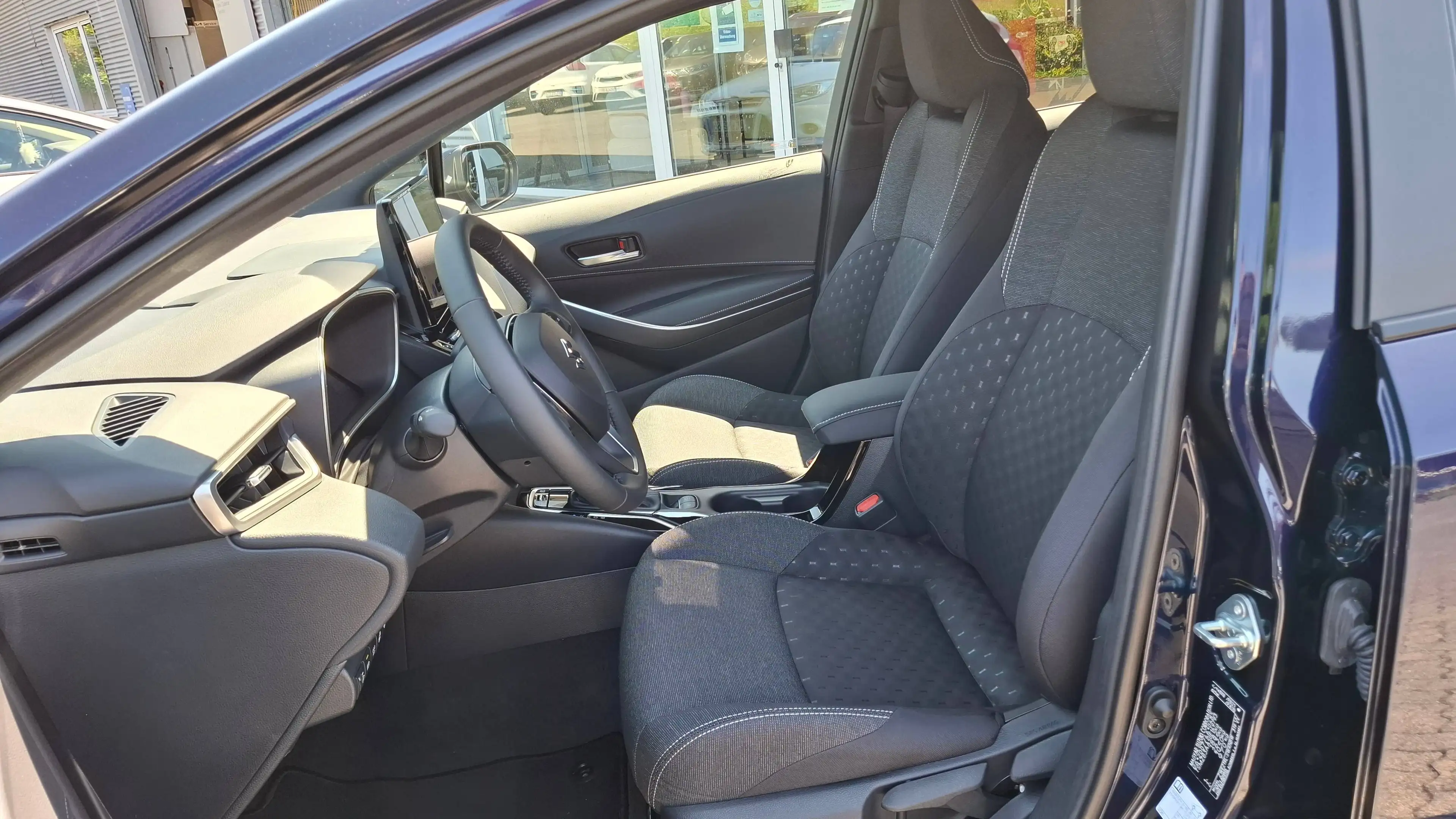 Suzuki Swace 1.8 Hybrid Comfort+ — photo 11
