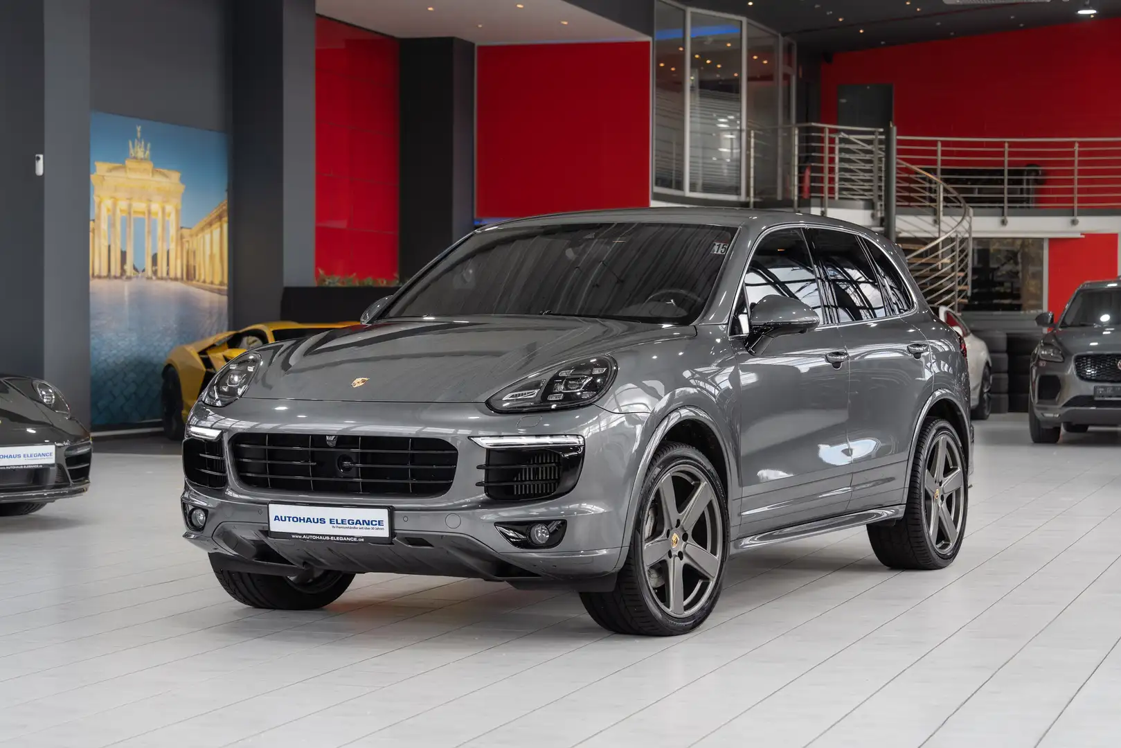 Porsche Cayenne S Diesel V8*BURM-HIGHEND*18-WEGE*360*LED Grijs - 1