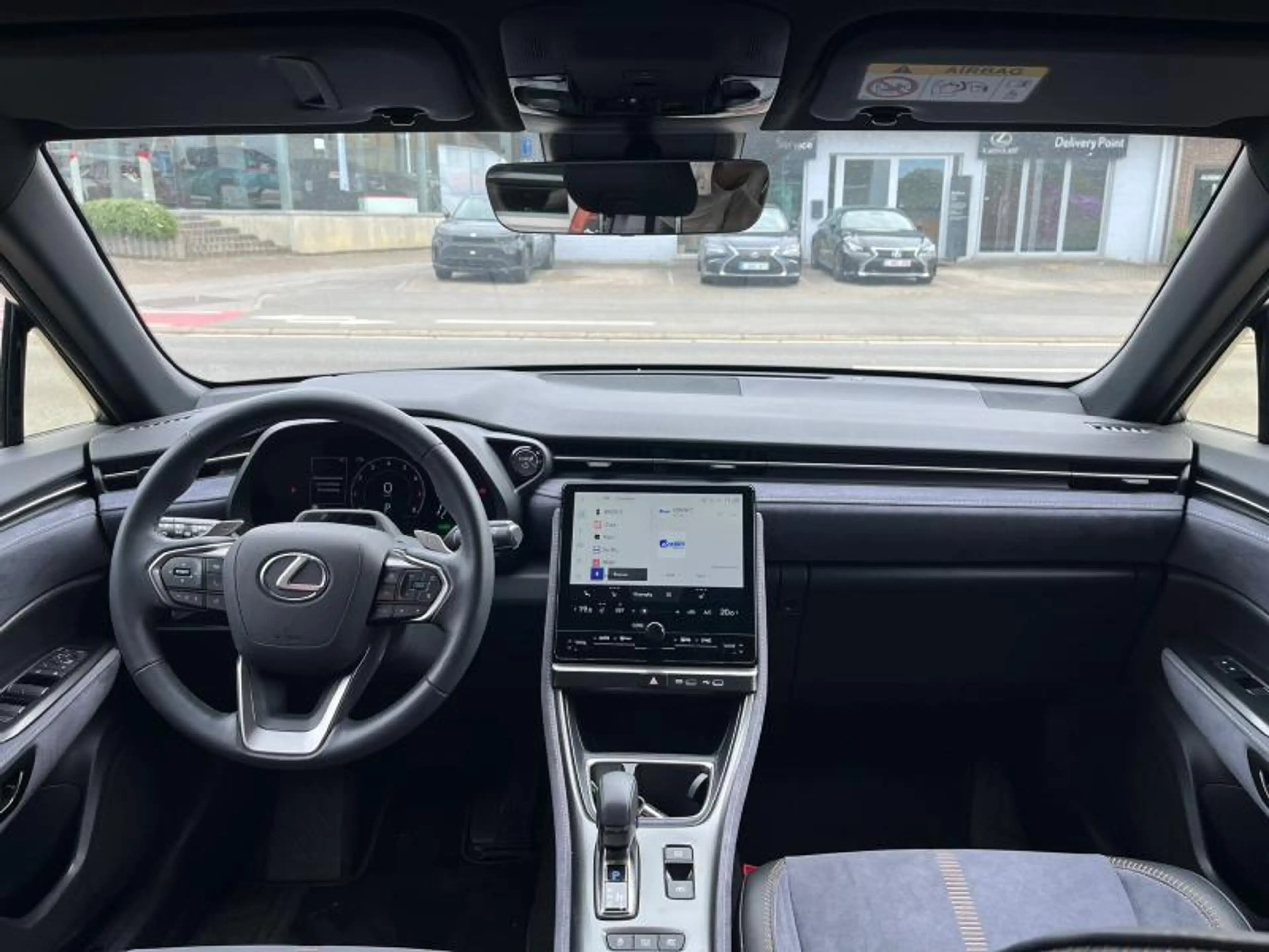 Lexus LBX Cool — photo 9