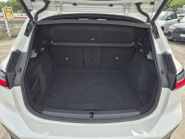 BMW 2 Series view 12