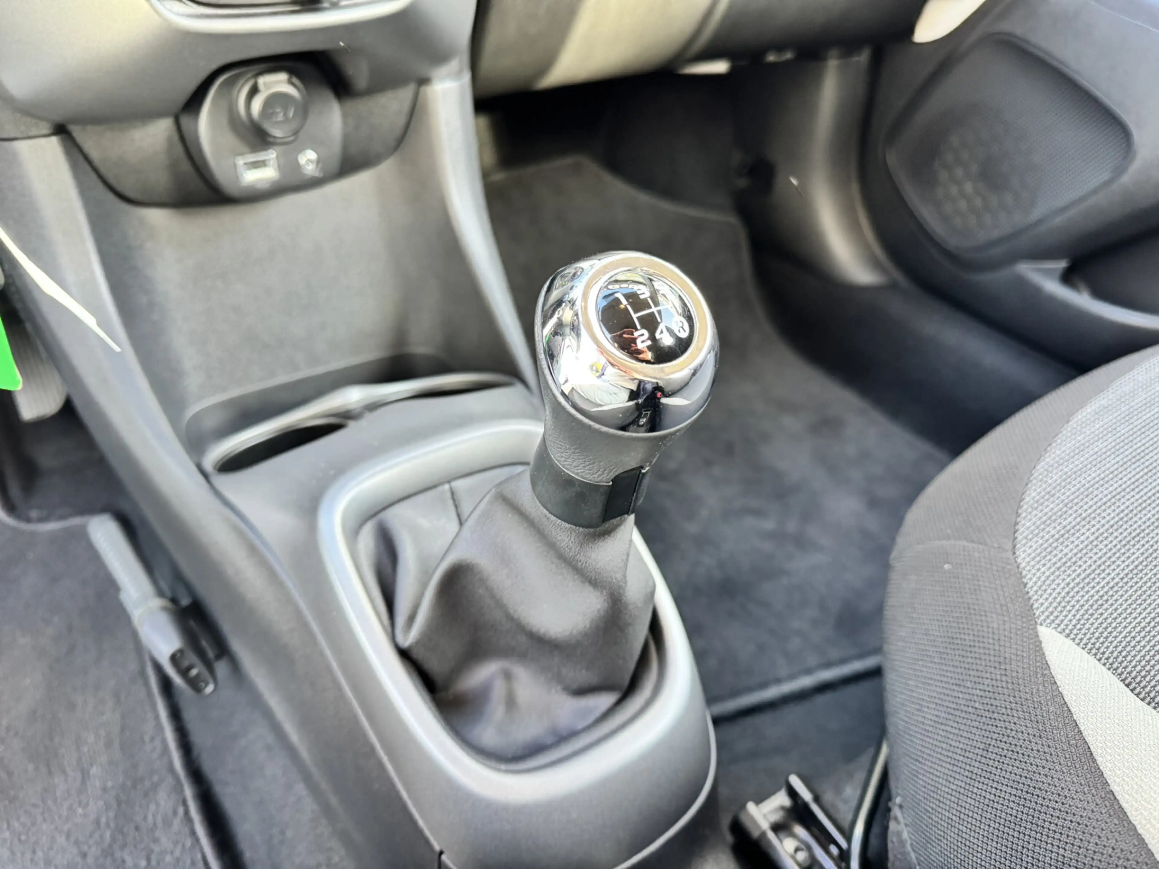 Toyota Aygo 1.0 VVT-i x-play*Airco*Carplay*Camera* — photo 22