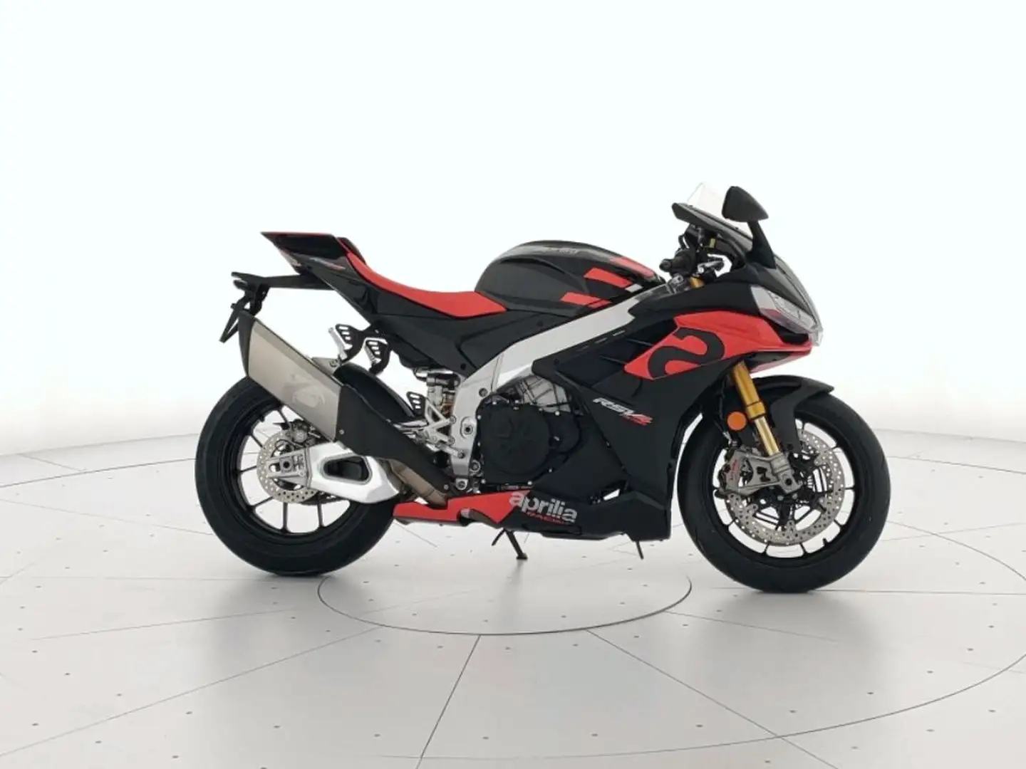 Aprilia RSV4 1100 Factory Abs my21 - 1