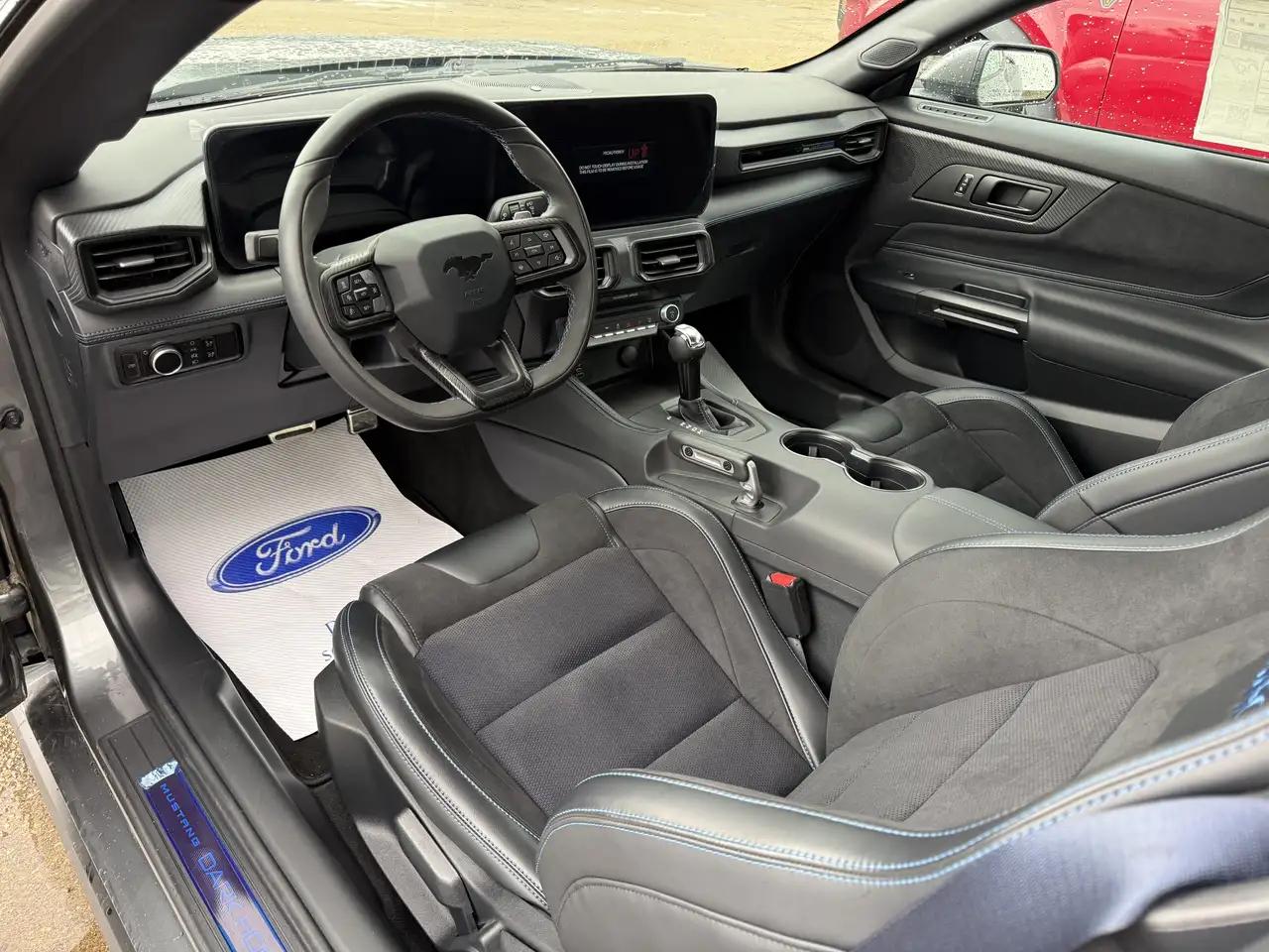 Ford Mustang photo Ford Mustang