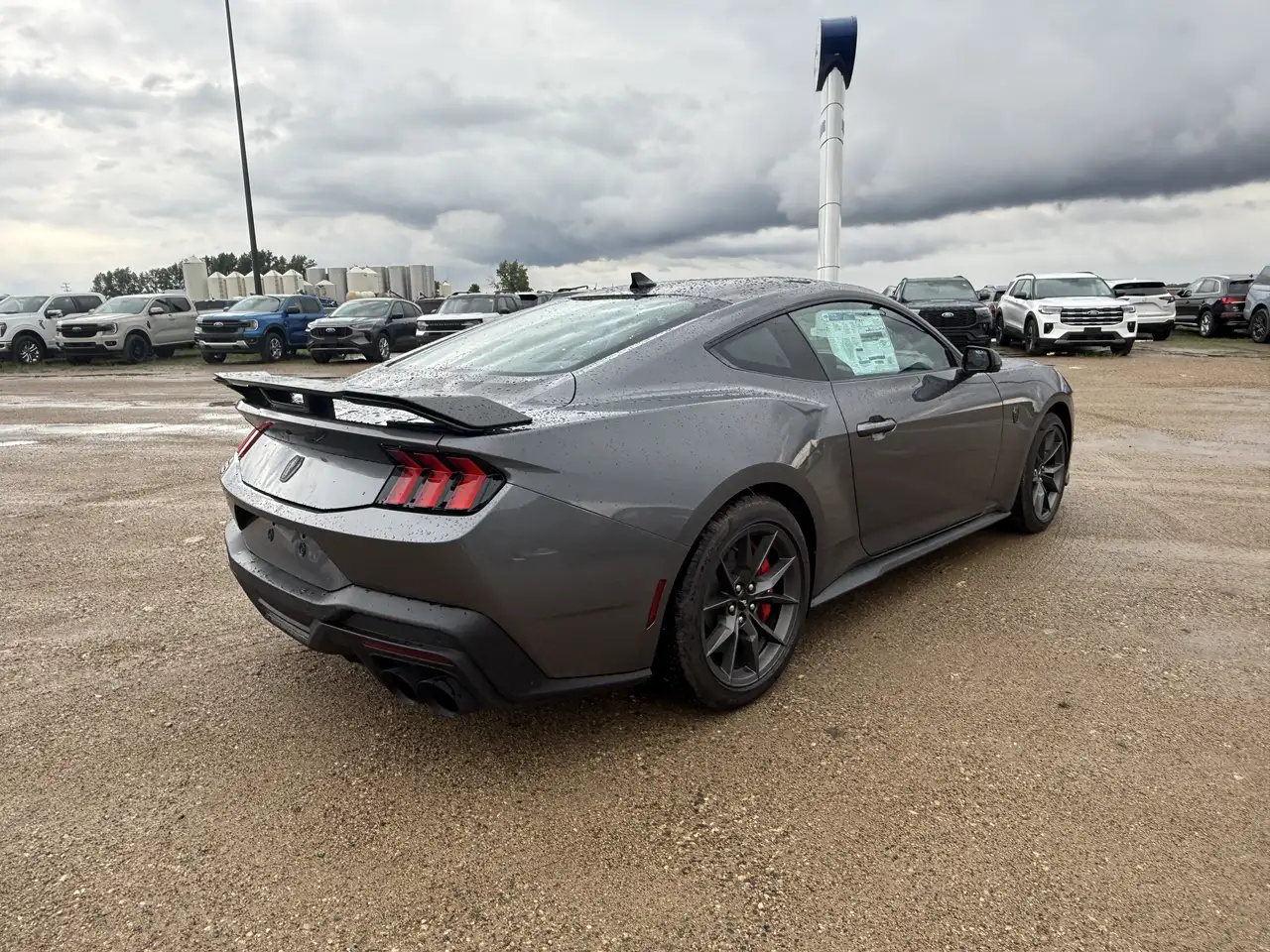 Ford Mustang photo Ford Mustang