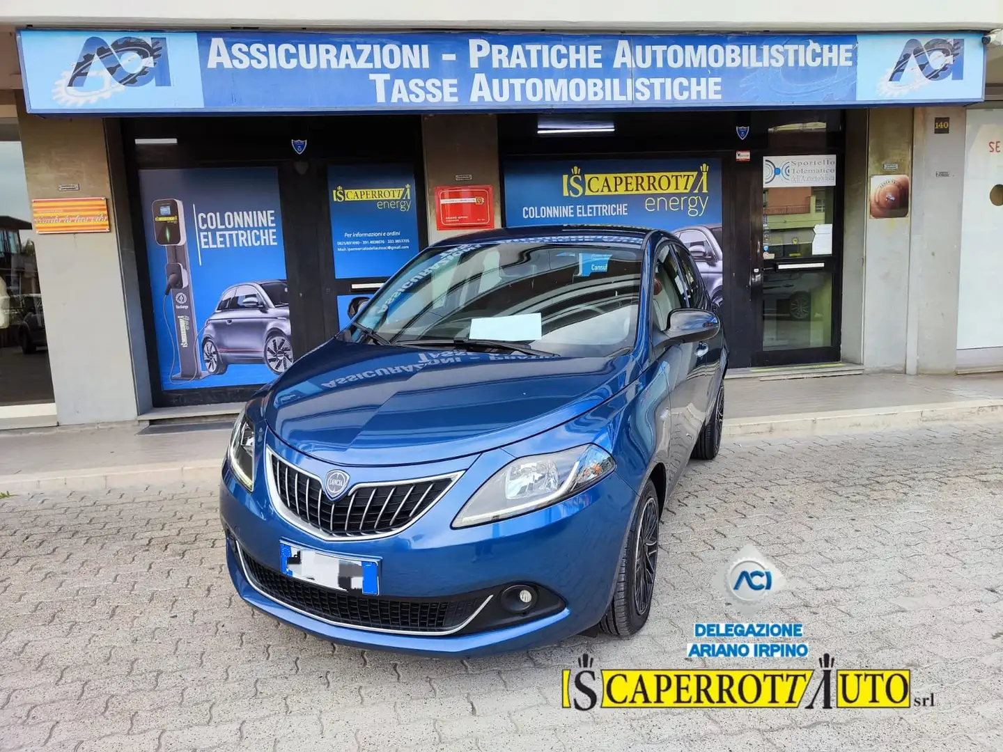 Lancia Ypsilon Ypsilon III 2021 1.0 firefly hybrid Gold s Blauw - 1