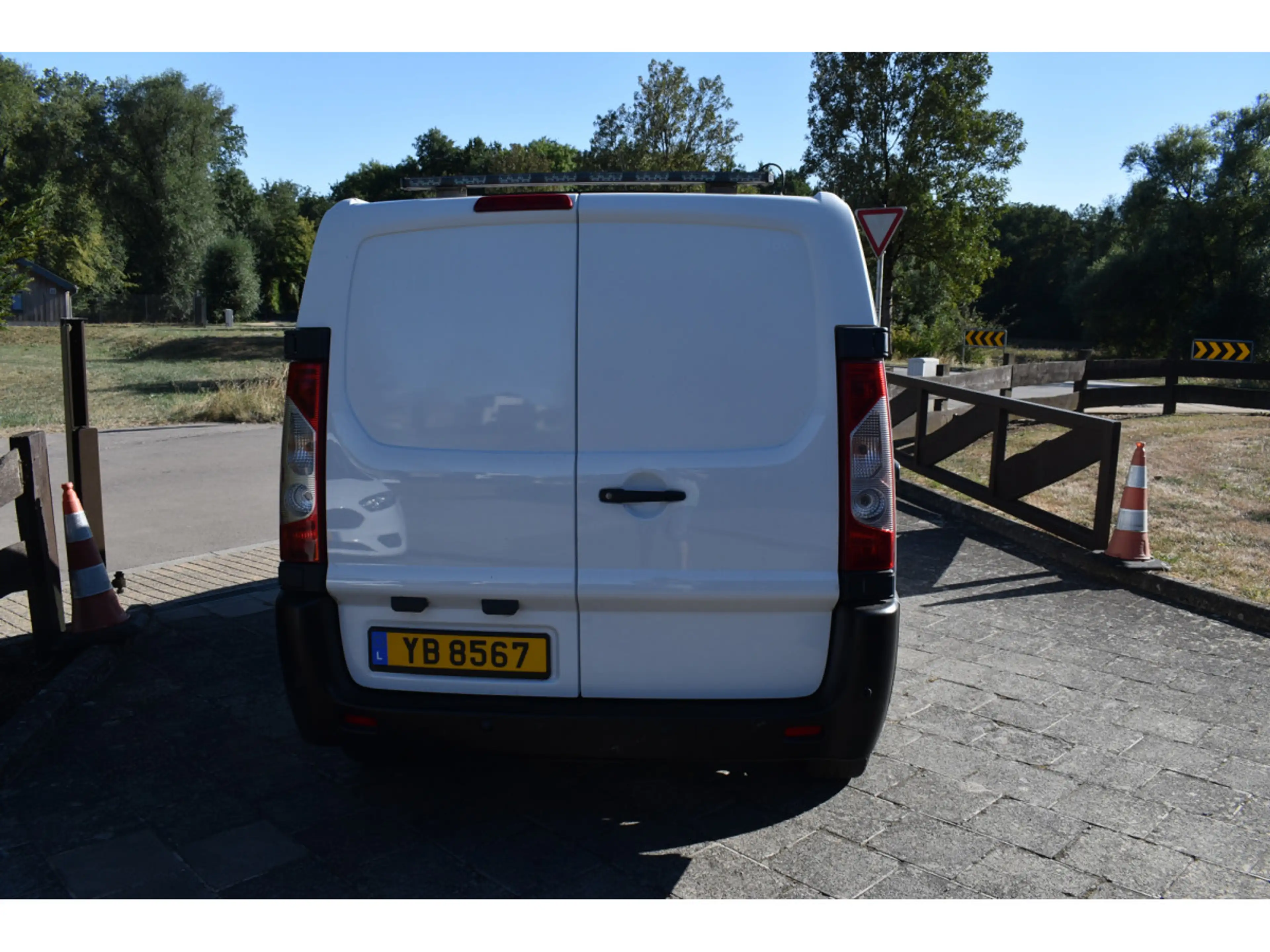 Citroen Jumpy 1,6 HDi 3 places Airco — photo 5