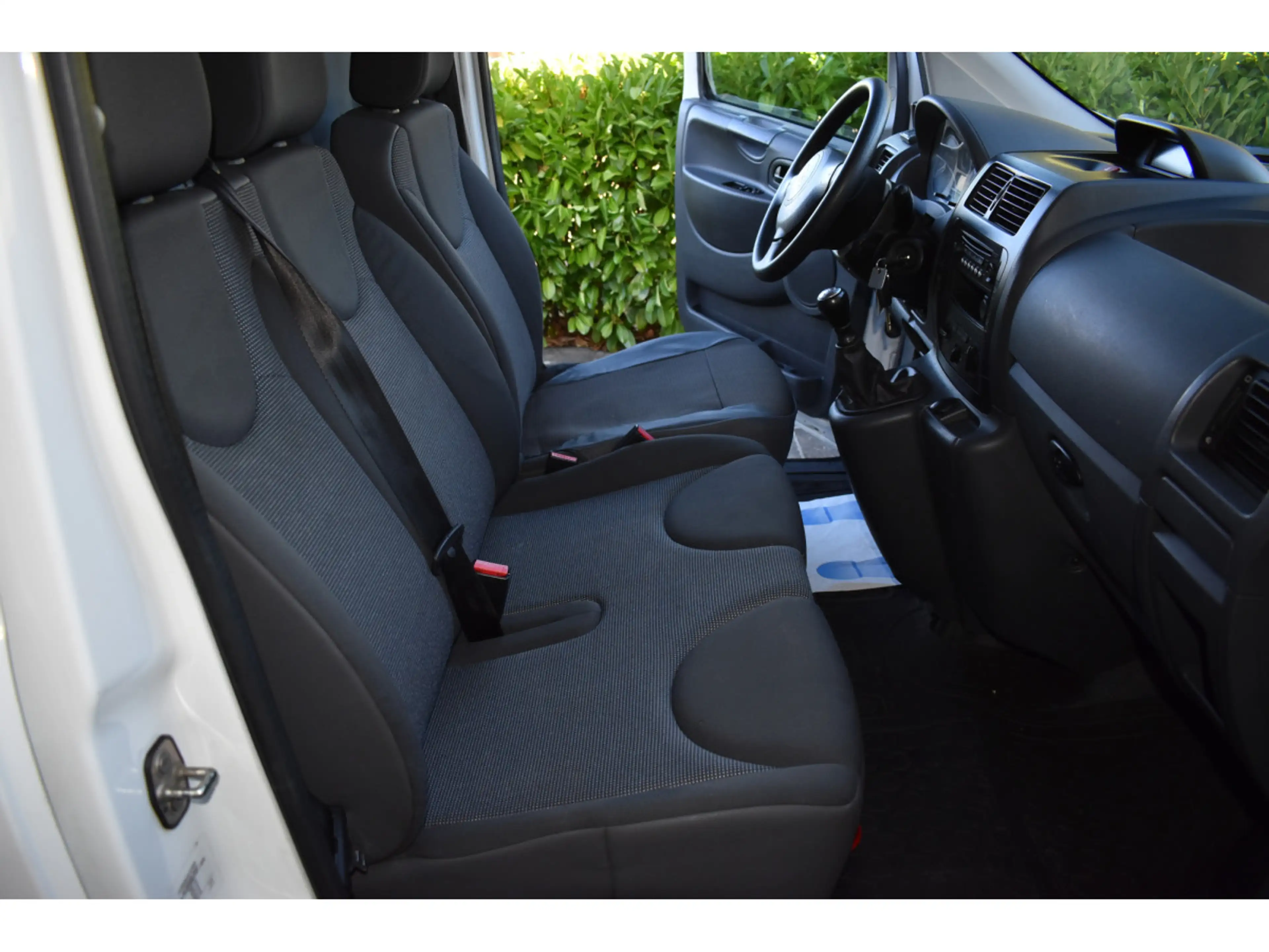 Citroen Jumpy 1,6 HDi 3 places Airco — photo 14