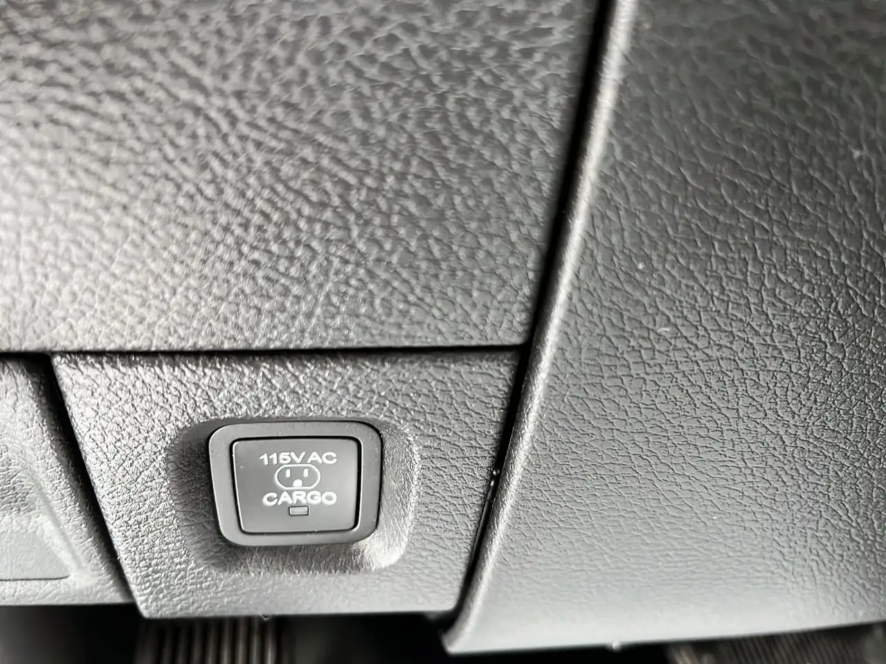 RAM 2500 снимка RAM 2500