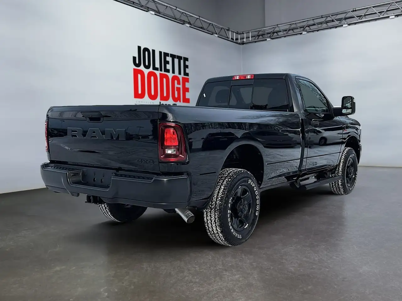 RAM 2500 снимка RAM 2500