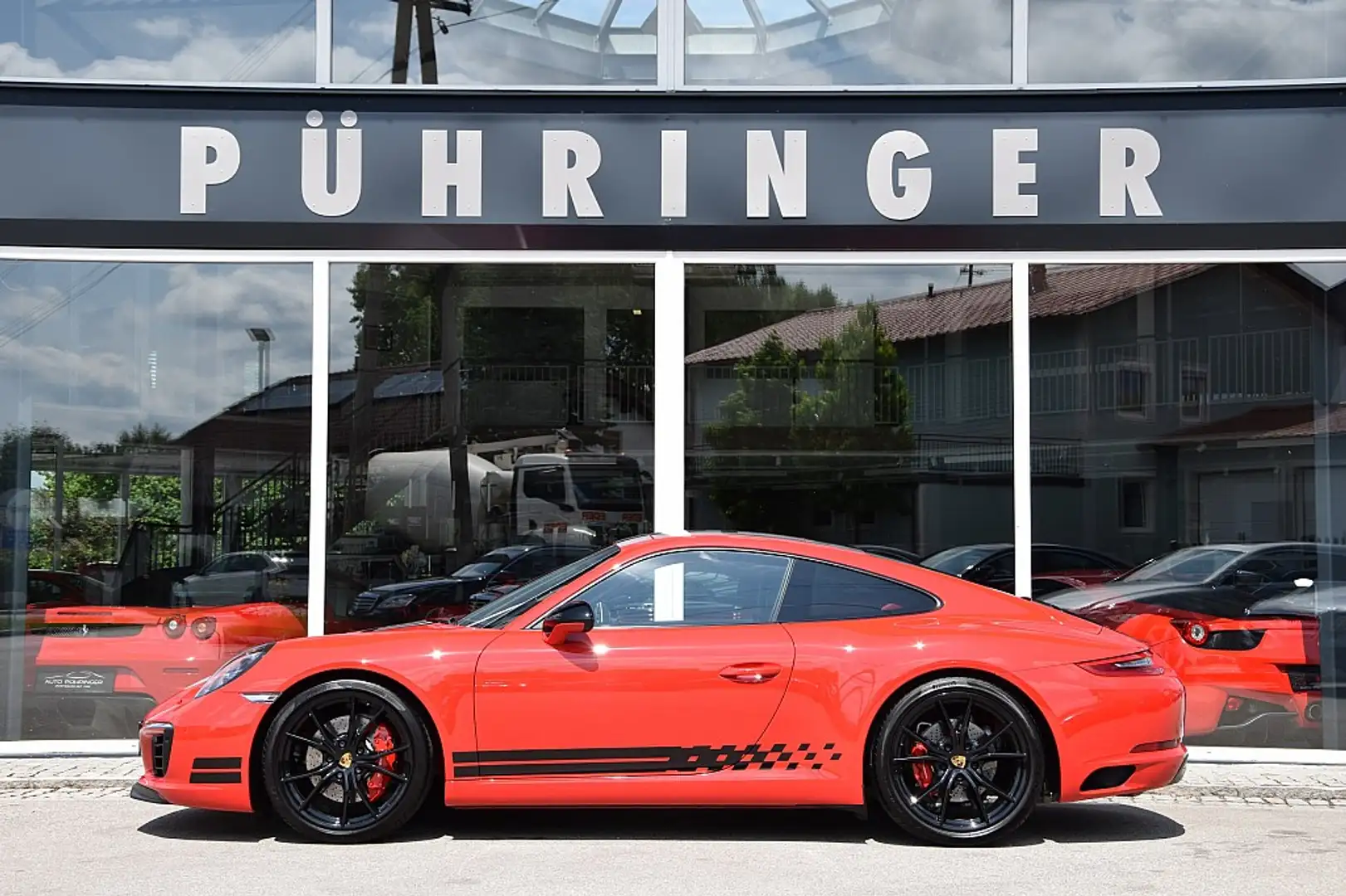 Porsche 911 Carrera S Coupé Endurance Edition PDK Rot - 1