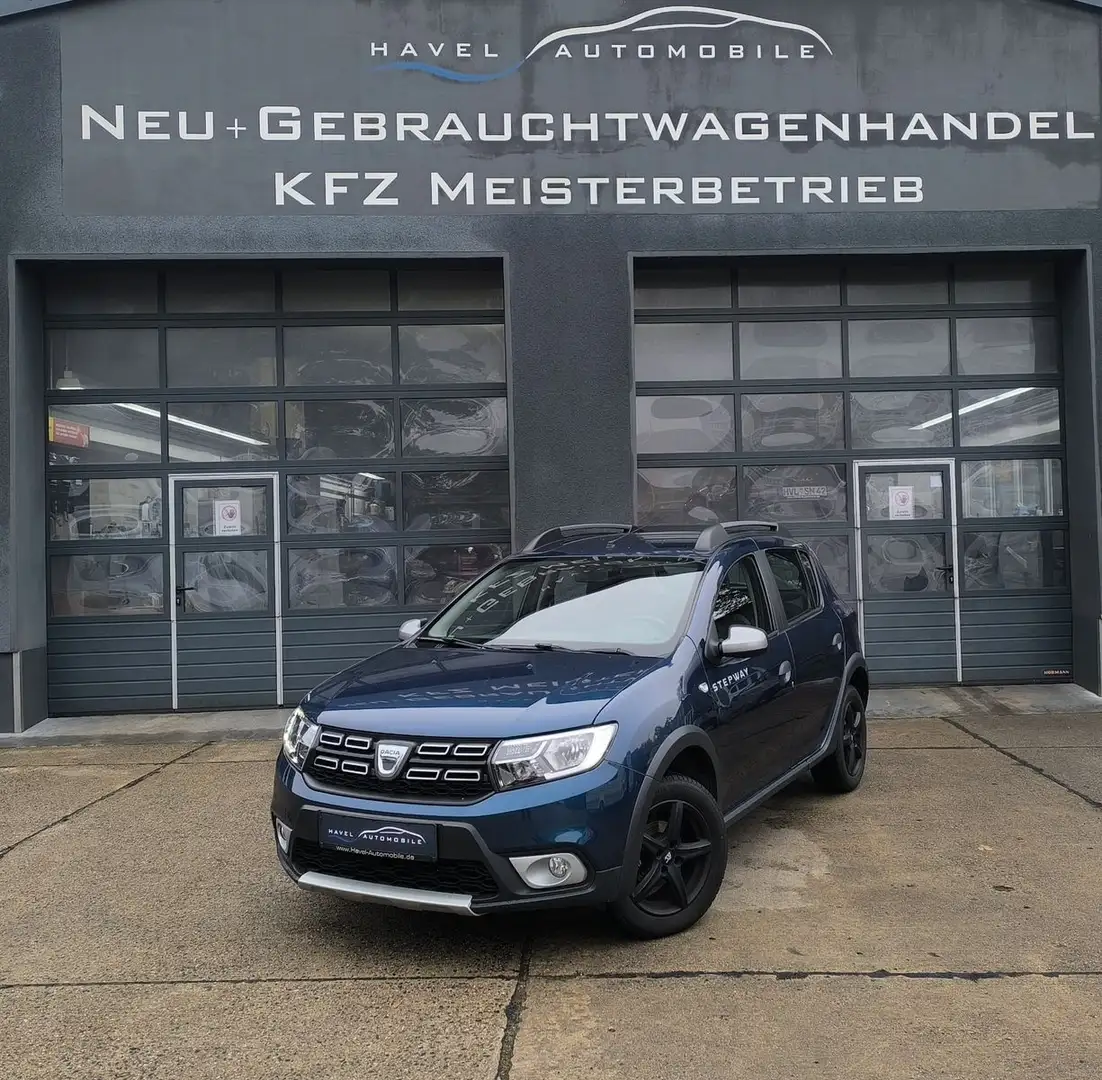 Dacia Sandero II Stepway Celebration Navi Kamera Blau - 1