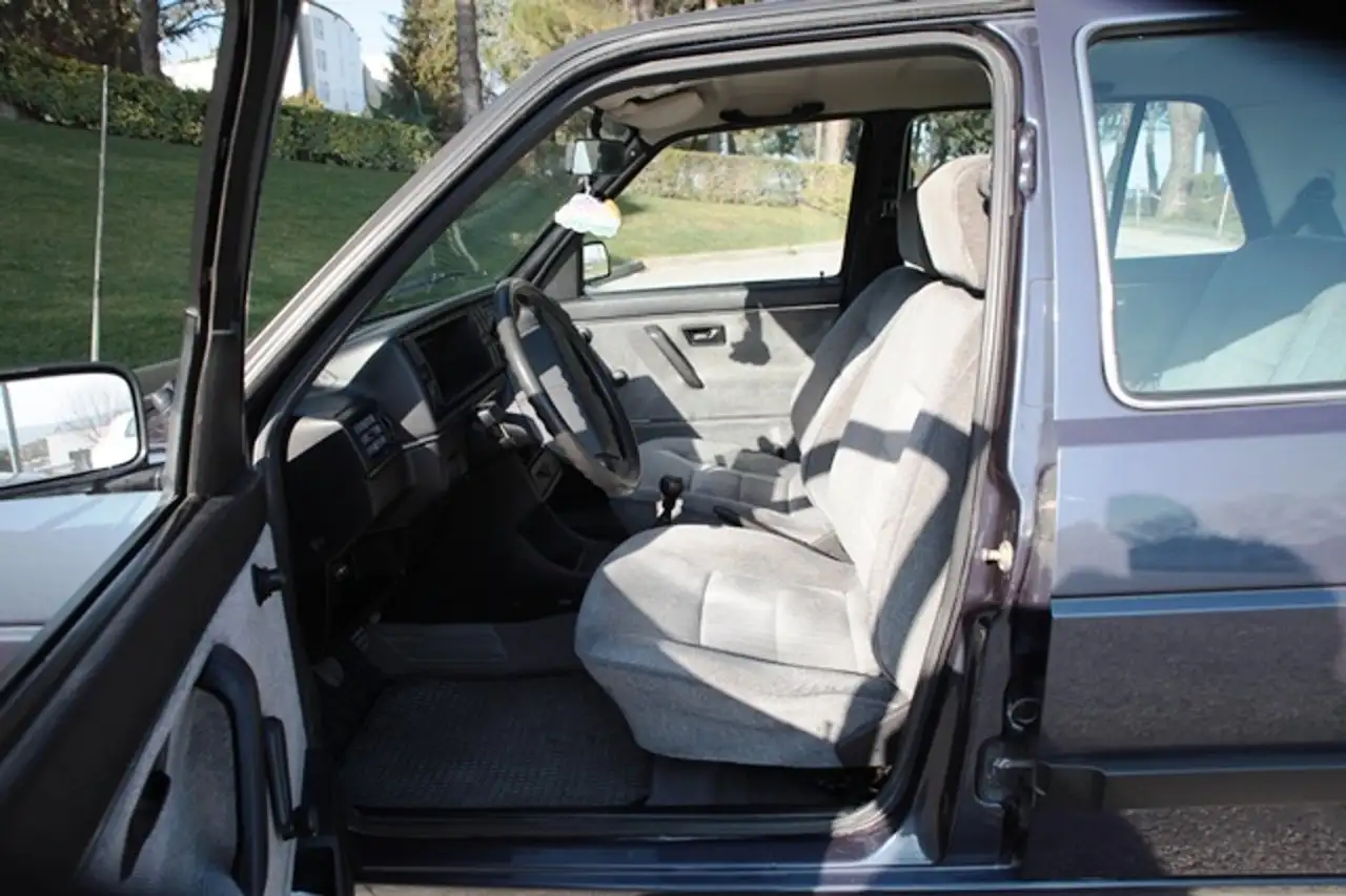Volkswagen Golf 5p 1.3 GL, foto 6