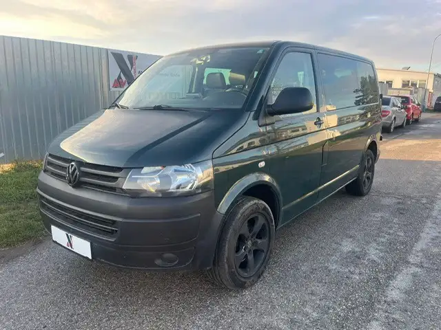 Volkswagen T5 2,0 TDI D-PF/9 Sitze/ Gepflegter Zustand