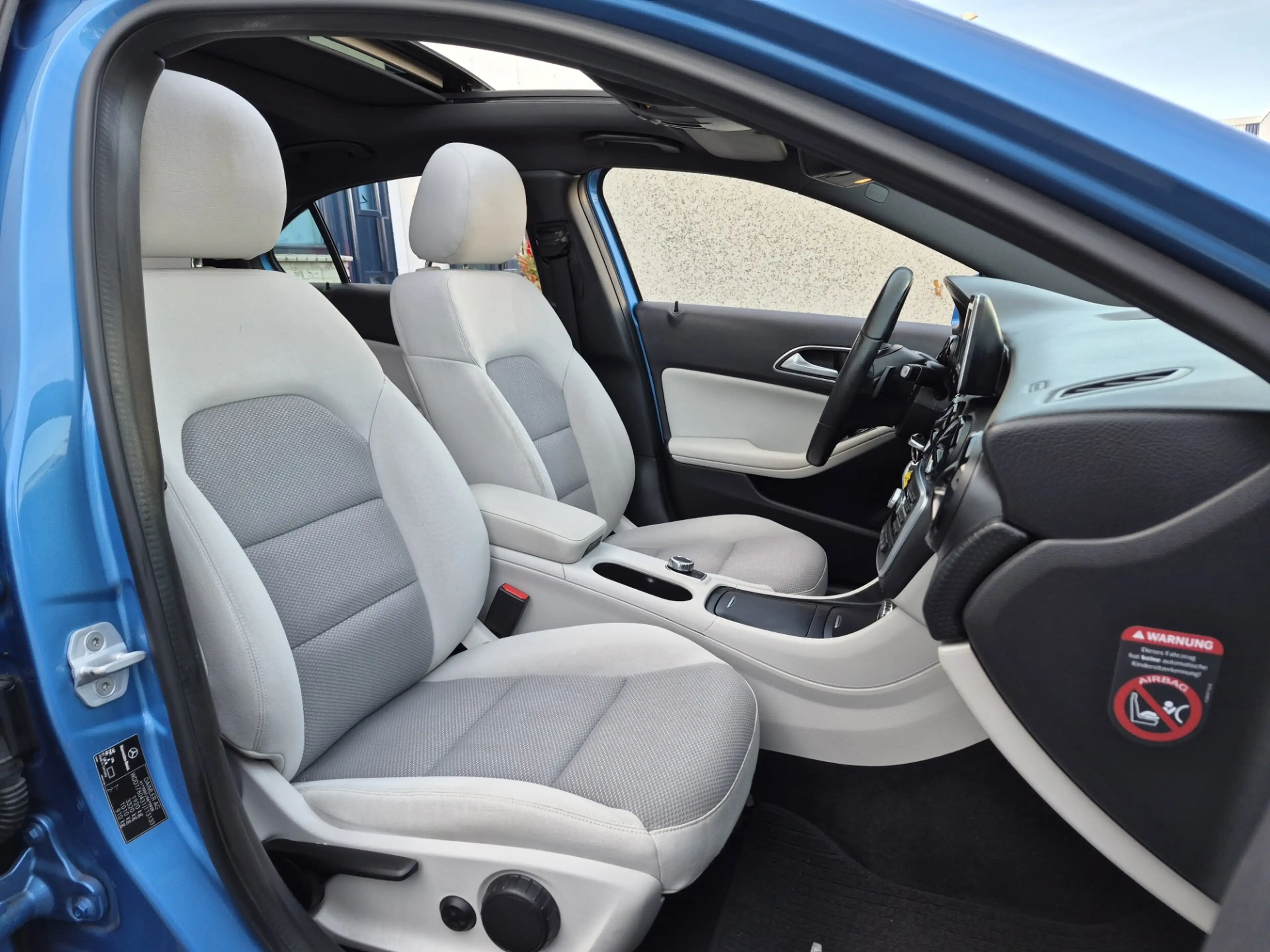 Mercedes-Benz A 200 Ambition|APK|1ste eigenaar|Pano — photo 13