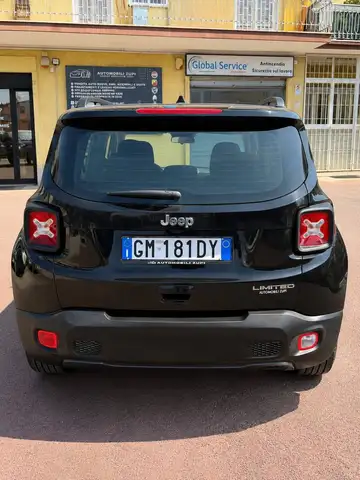 Jeep Renegade view 5