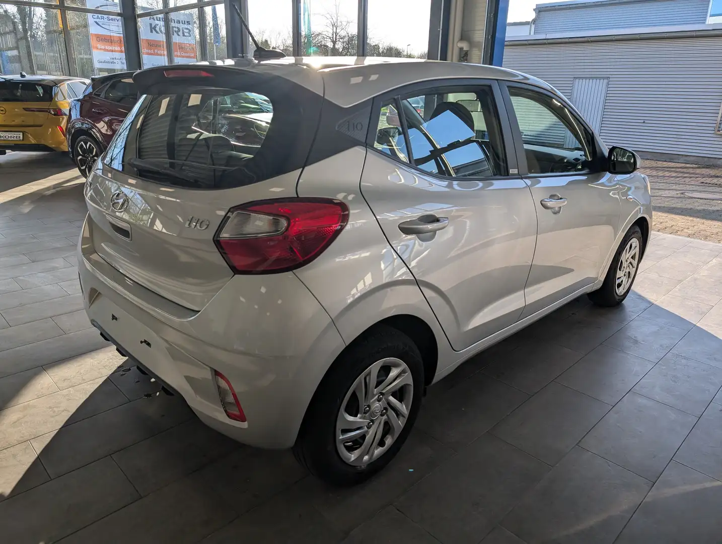 Hyundai i10 i10 1.0 Select, 1. Hand, Garantie Argent - 2