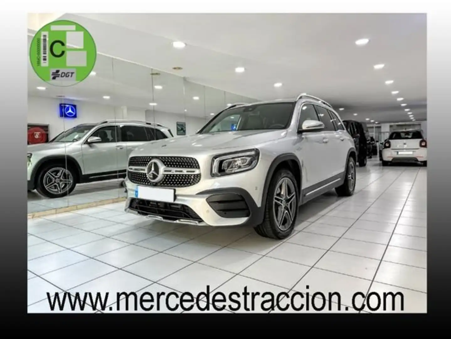Mercedes-Benz GLB 200 d 7 Plazas Plateado - 1
