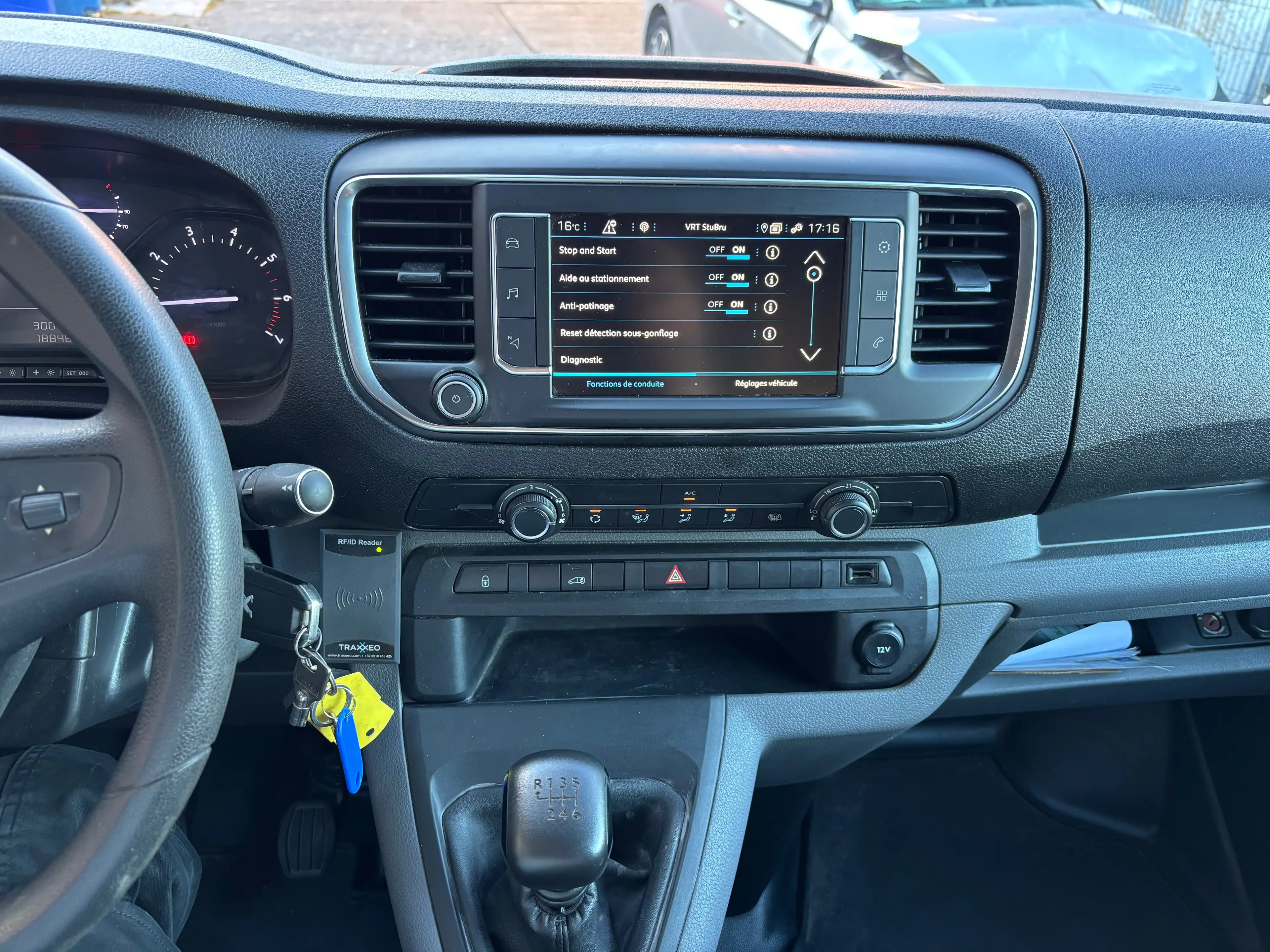 Peugeot Expert 1.5 BlueHDi prête à immatriculer ! — photo 12