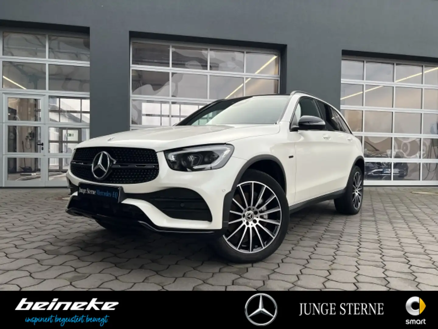 Mercedes-Benz GLC 300 GLC 300e 4M AMG Multibeam Distro.Night Pano Rüka Weiß - 2