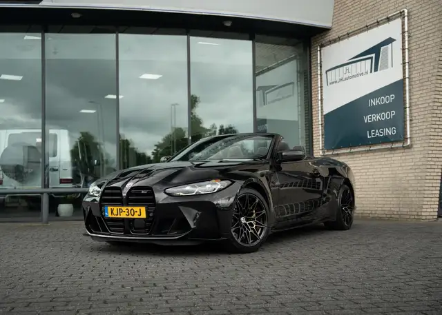BMW M4 Competition xDrive Cabrio *CERAMIC*CARBON*M-DRIVER