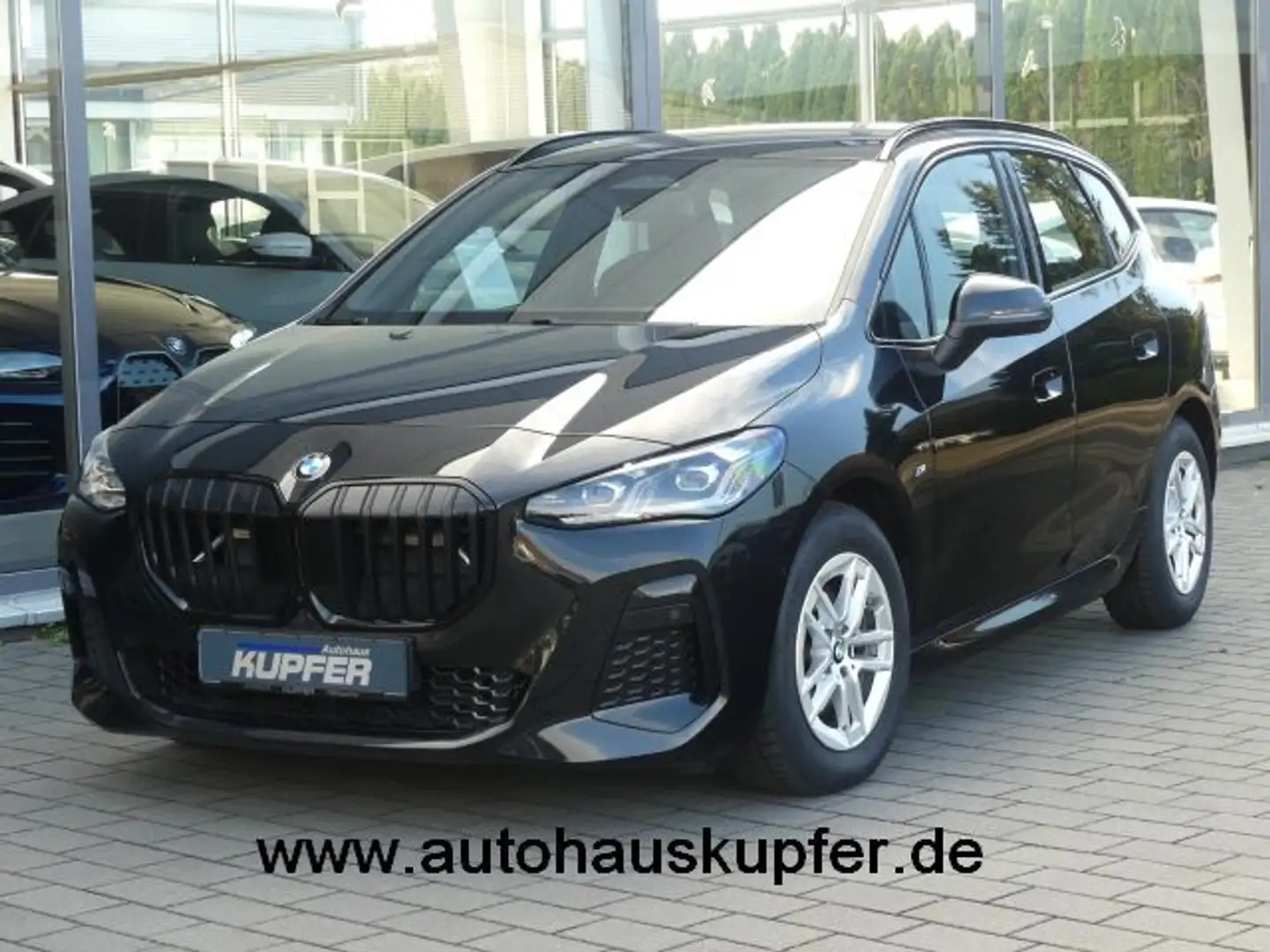 BMW 220 i M Sportpaket AHK°Ad.LED*elSi Noir - 1