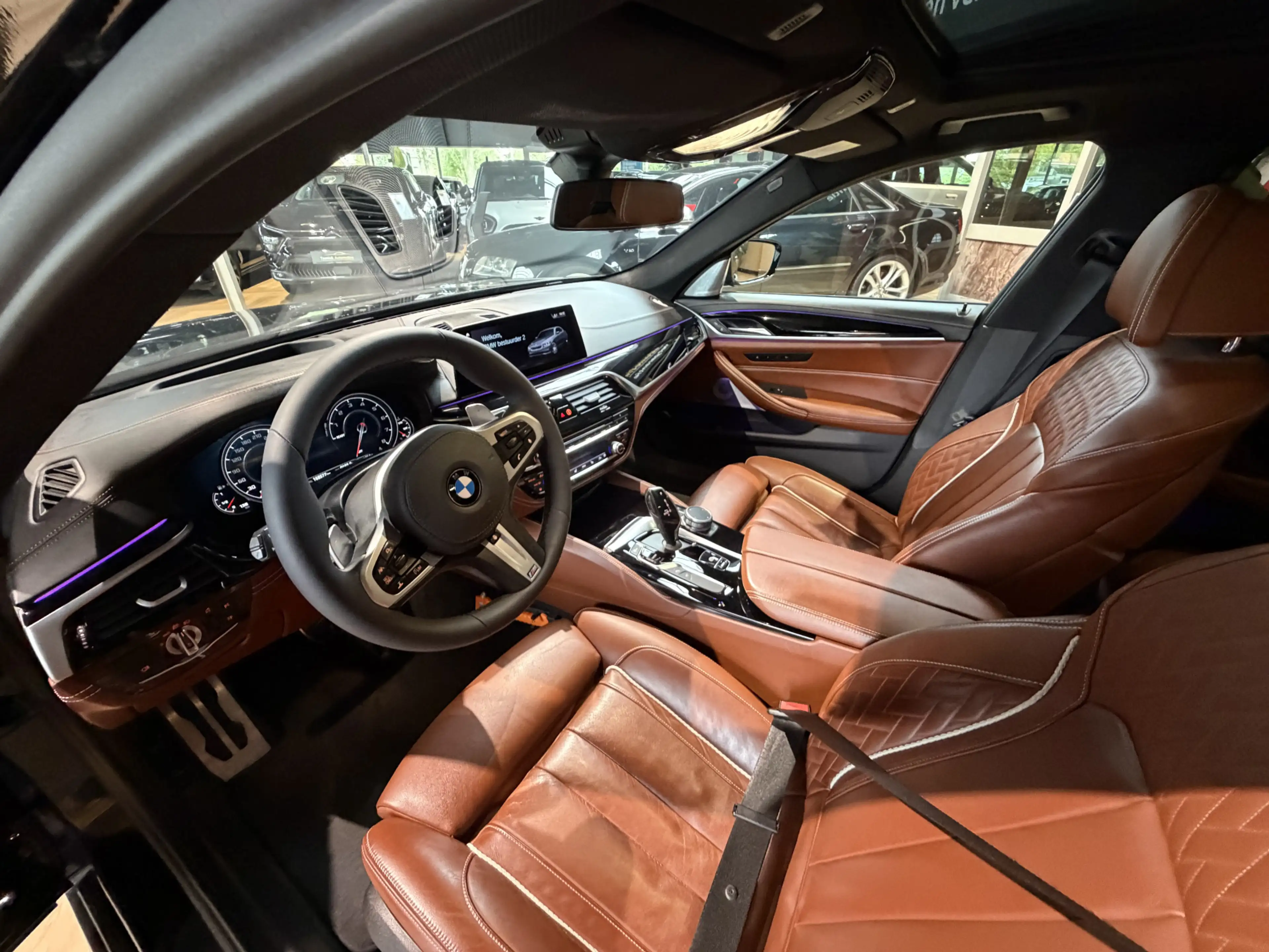 BMW M550 5-serie M550i xDrive High Executive Bom vol | lede — photo 12