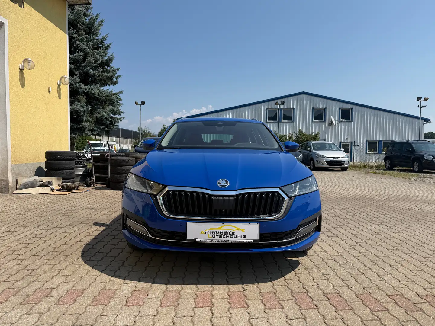 Skoda Octavia 2.0 TDI DSG 150 PS Blau - 1