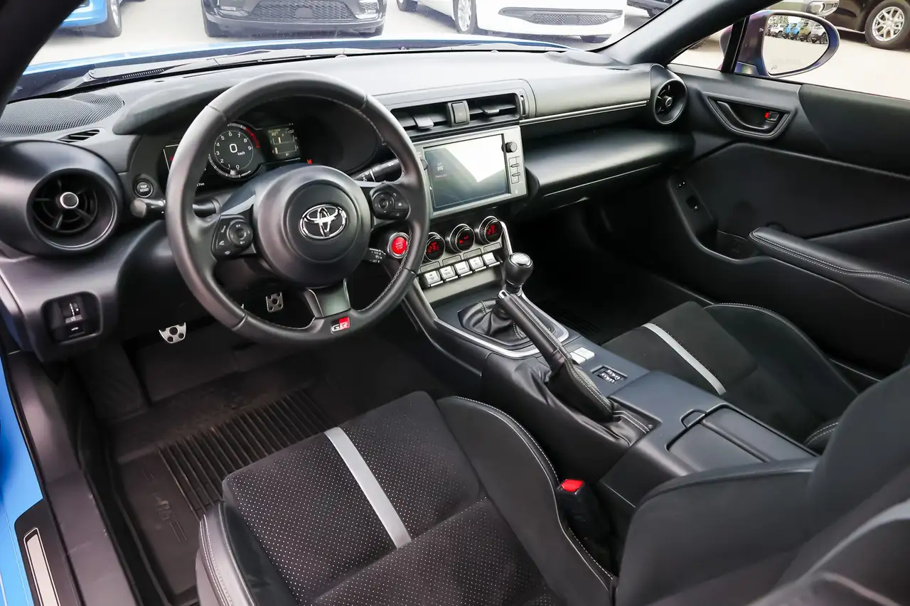 Toyota GR86 photo Toyota GR86