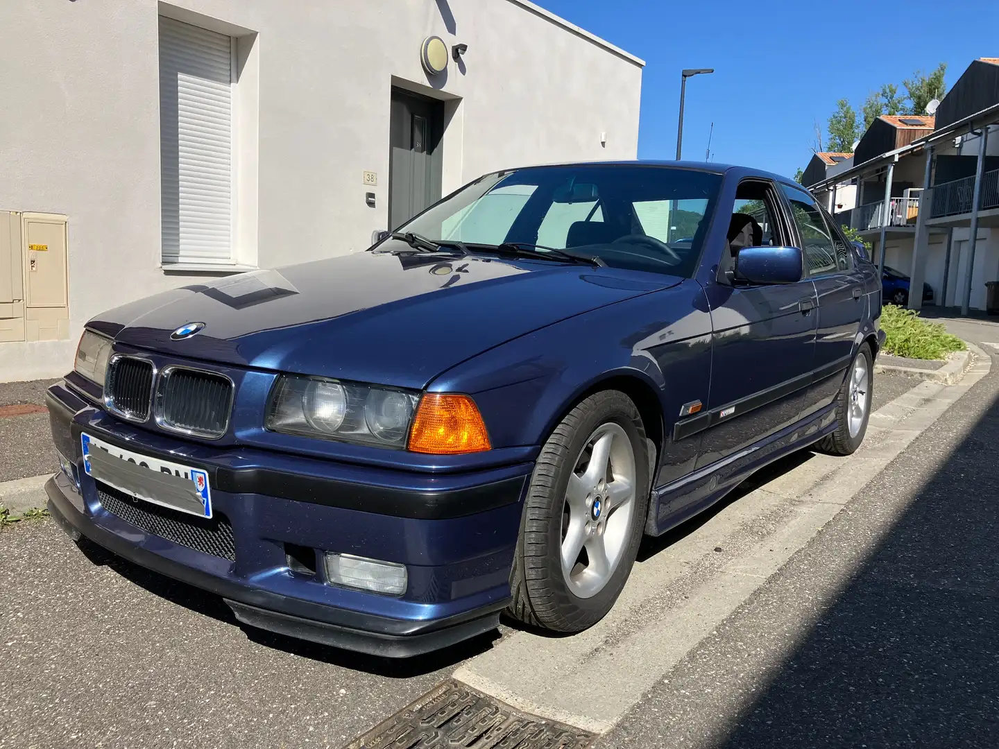 BMW 318 318is classe2 série motorsport Bleu - 2