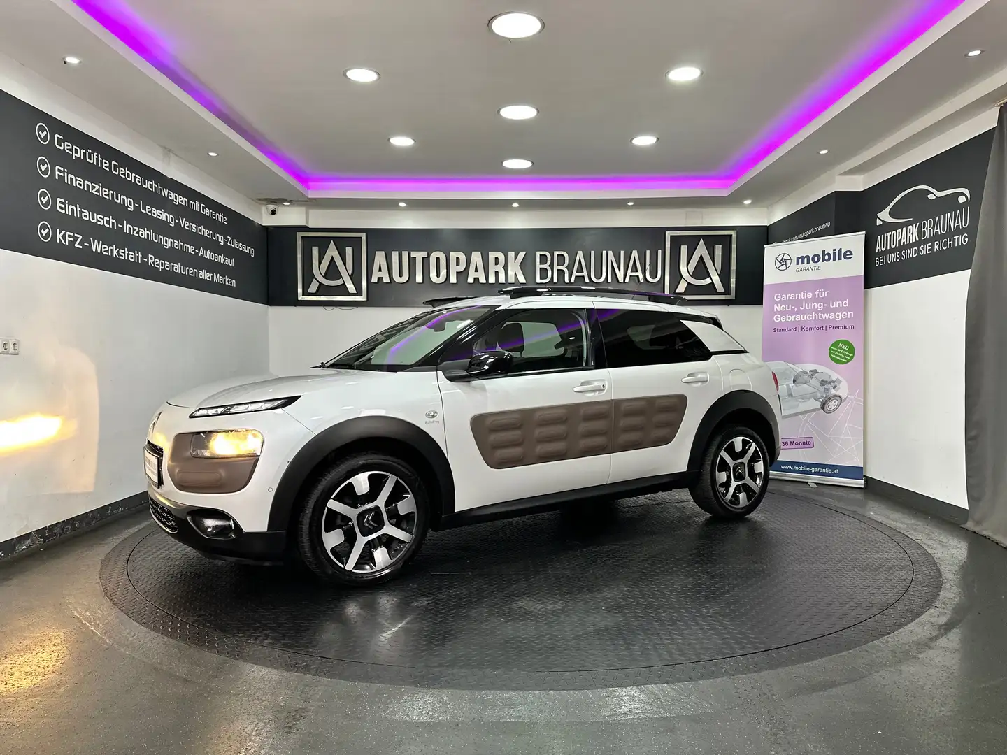 Citroen C4 Cactus 1.6 Shine Edition *WENIG-KM*PANO*KAMERA* Blanc - 2