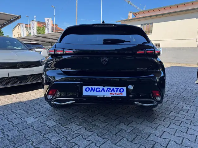 Peugeot 308 view 6