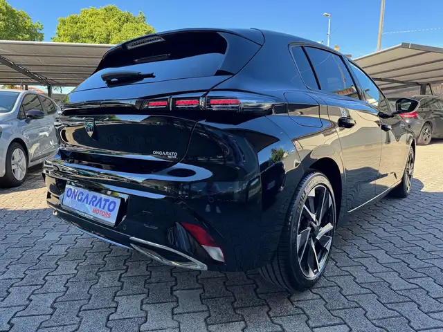 Peugeot 308 view 7