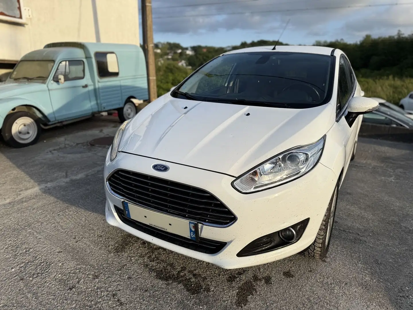 Ford Fiesta 1.0 ECOBOOST 100CH STOP\u0026START WHITE 5P Blanc - 2